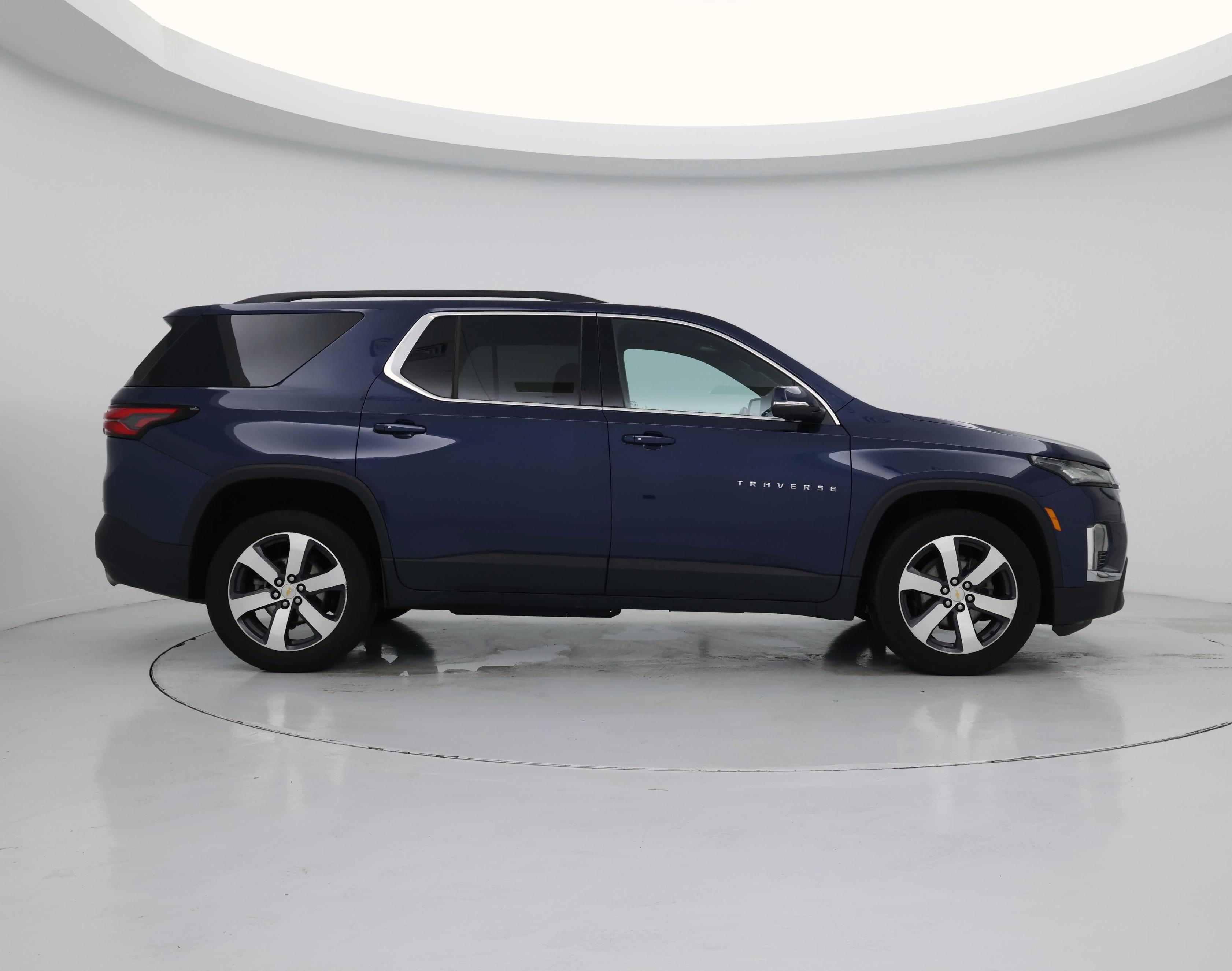 Thumbnail: 2023 Chevrolet Traverse - 7