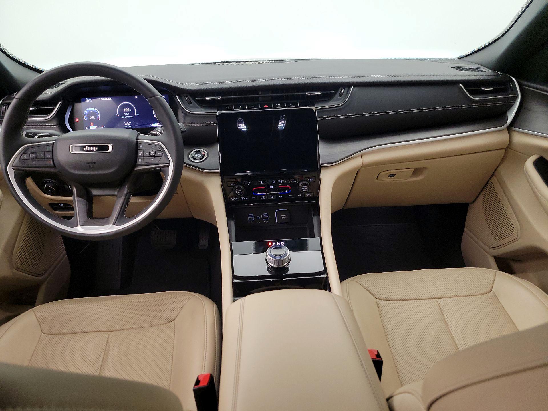 Thumbnail: 2023 Jeep Grand Cherokee - 9