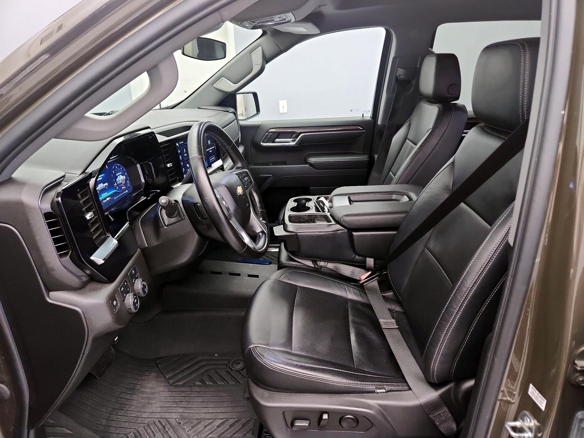 Thumbnail: 2023 Chevrolet Silverado 1500 - 11