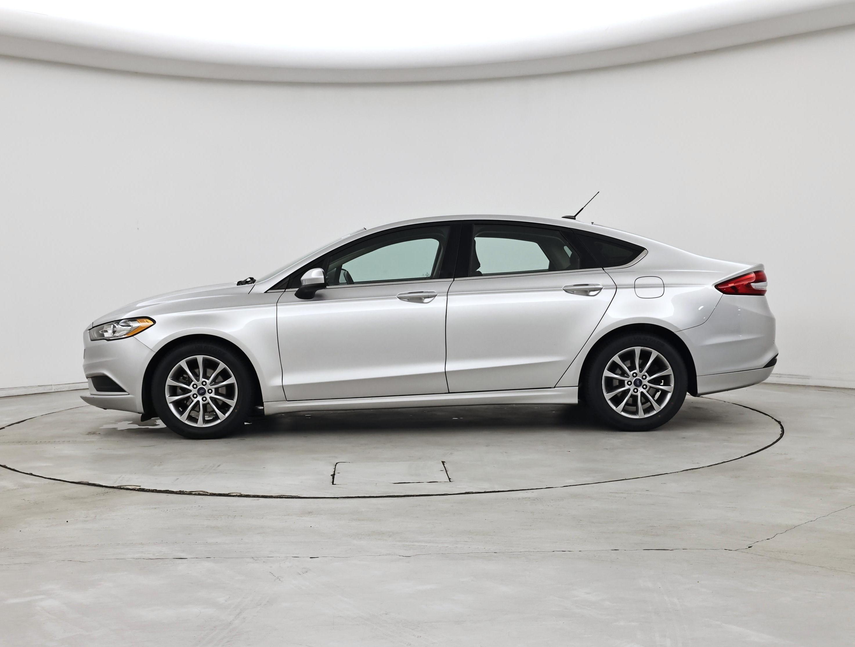 Thumbnail: 2017 Ford Fusion - 3