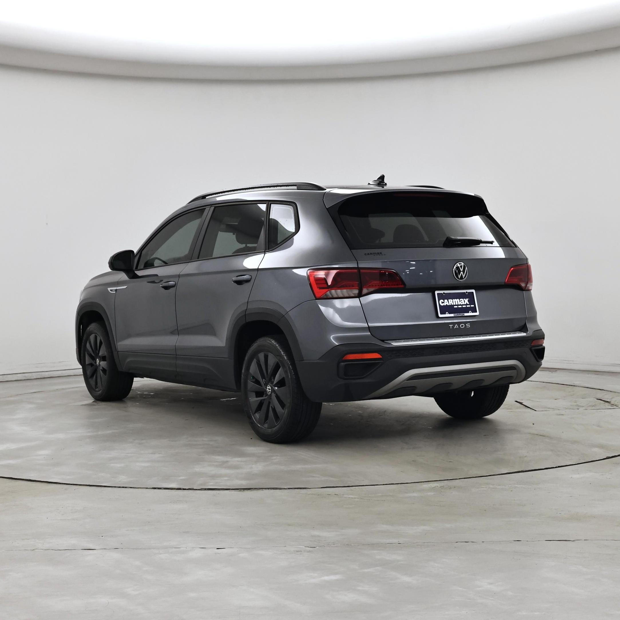 Thumbnail: 2022 Volkswagen Taos - 2