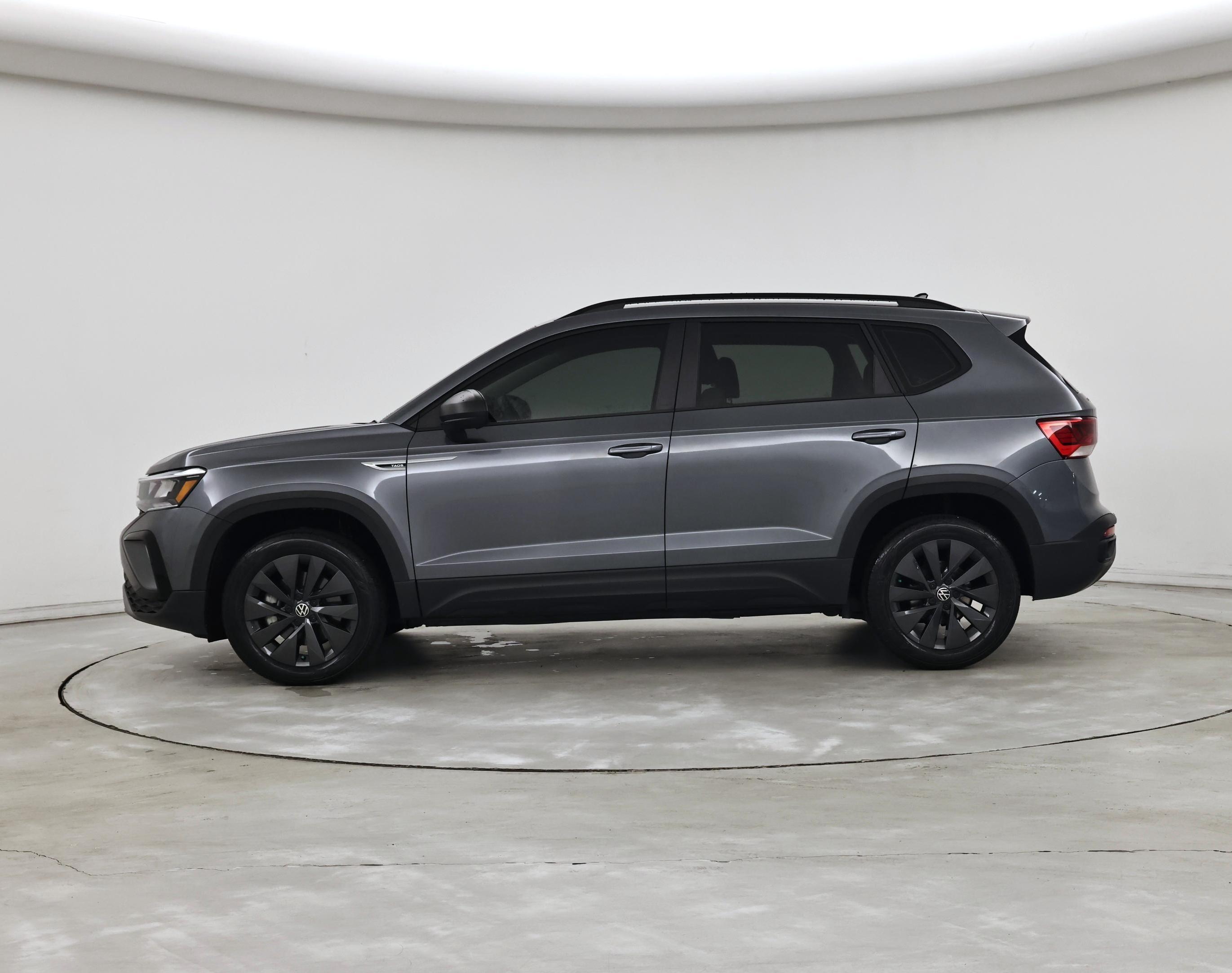 Thumbnail: 2022 Volkswagen Taos - 3