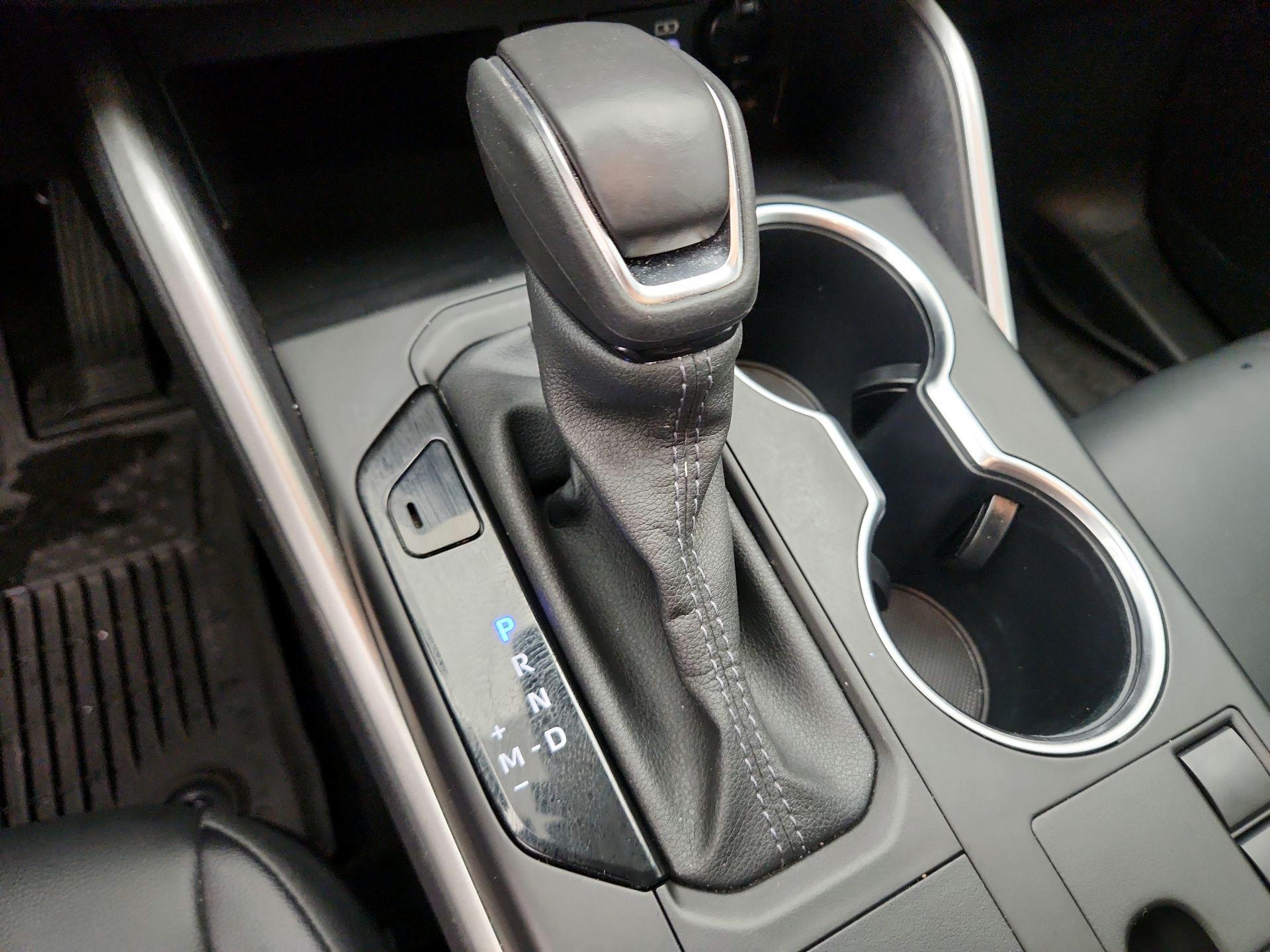 Thumbnail: 2023 Toyota Highlander - 17