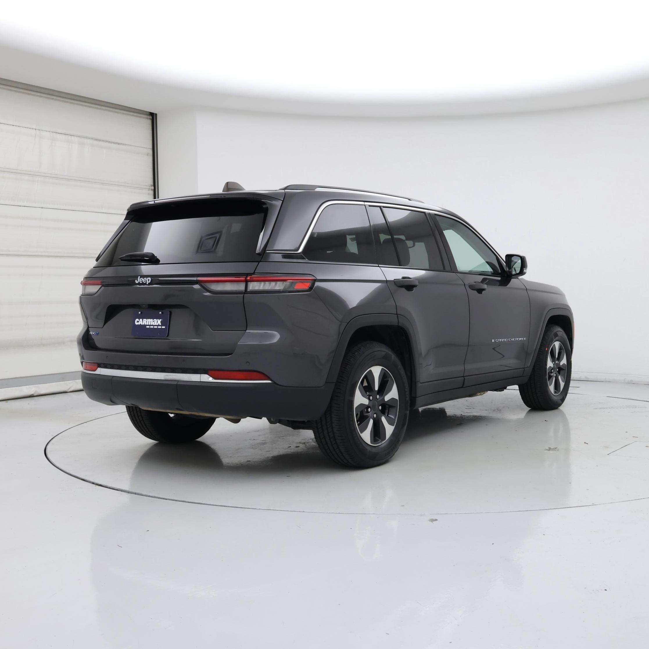 Thumbnail: 2024 Jeep Grand Cherokee - 8
