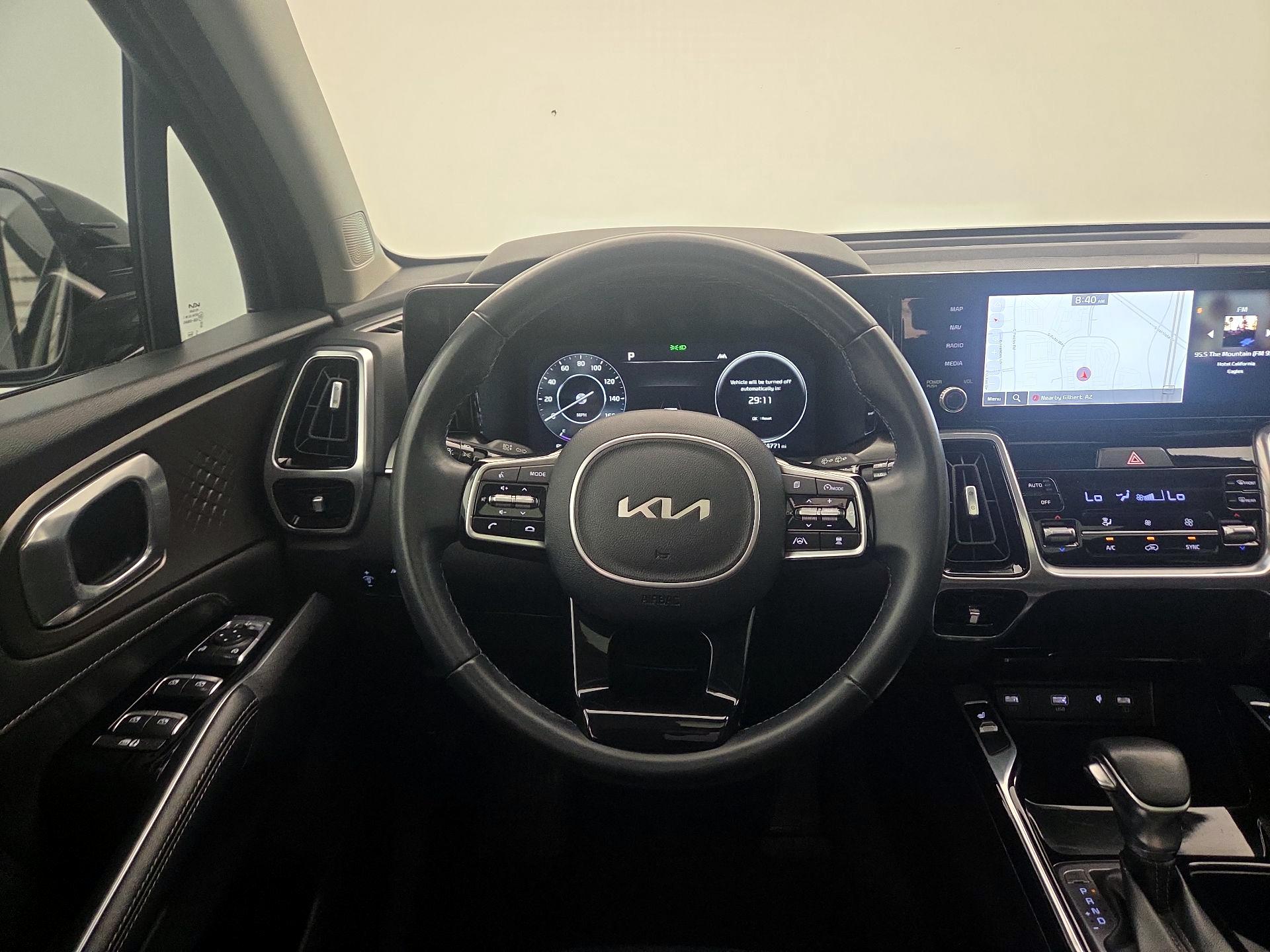 Thumbnail: 2023 Kia Sorento - 10
