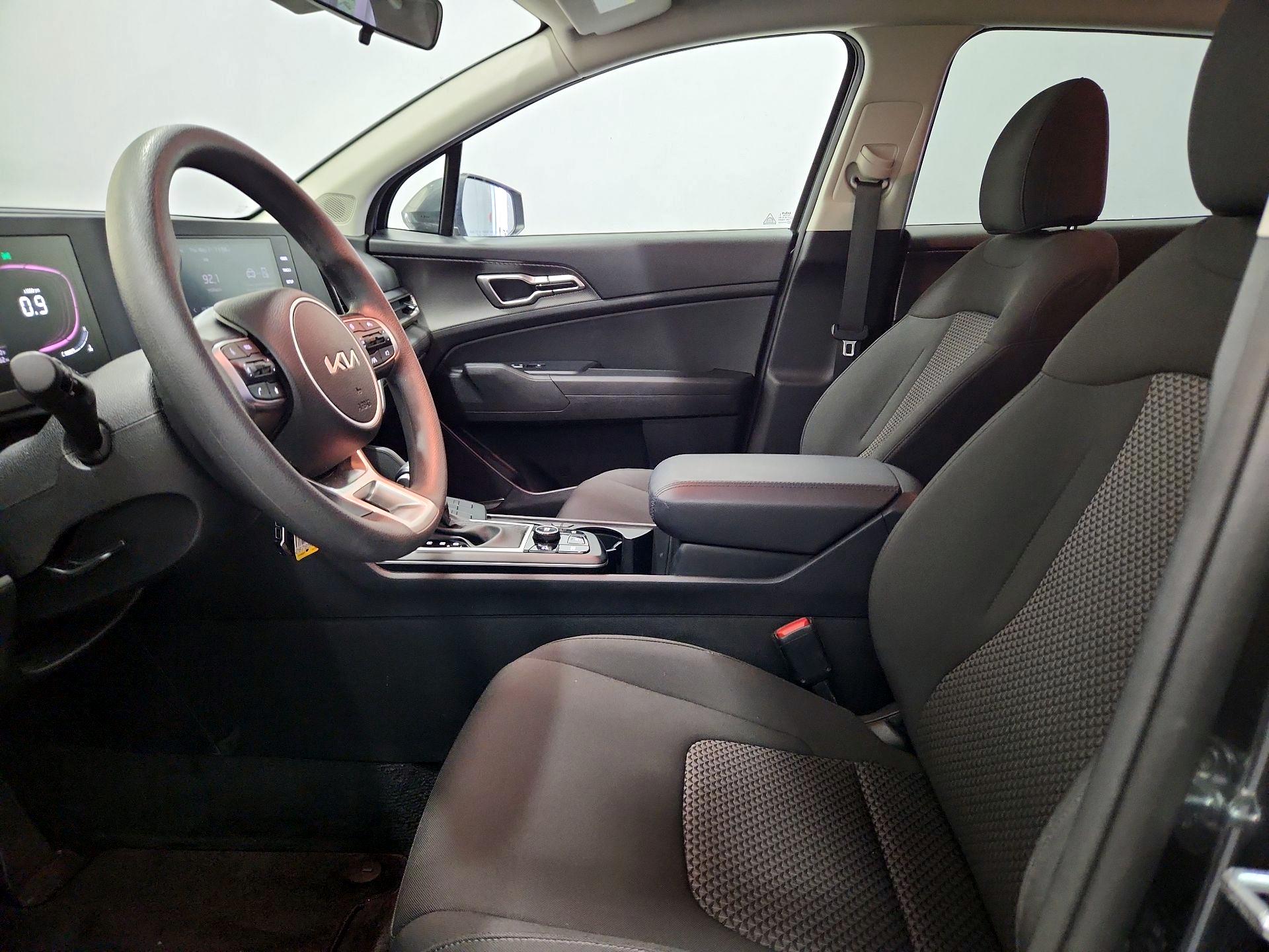 Thumbnail: 2023 Kia Sportage - 11