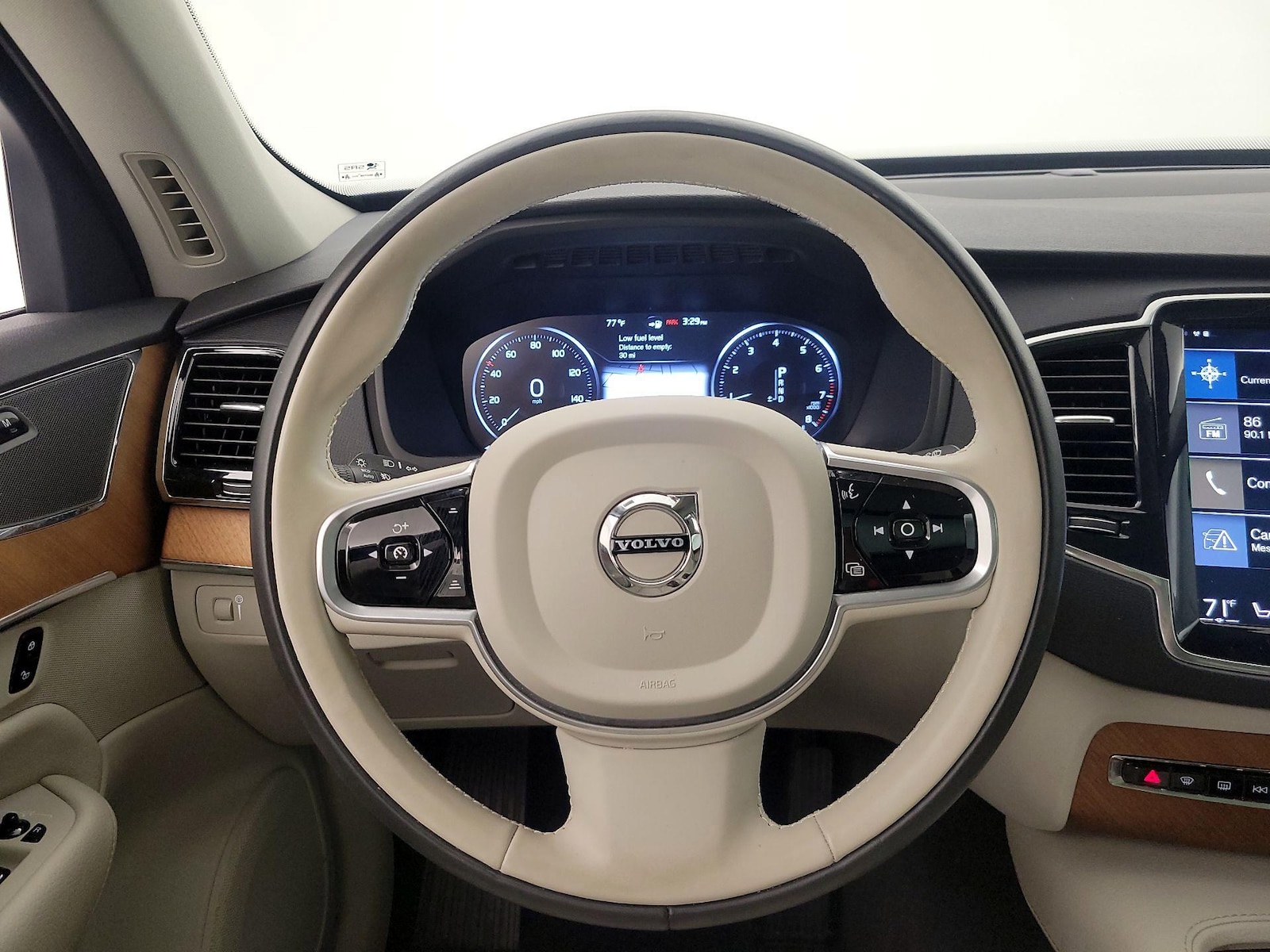 2021 Volvo XC90 Momentum - Photo 11