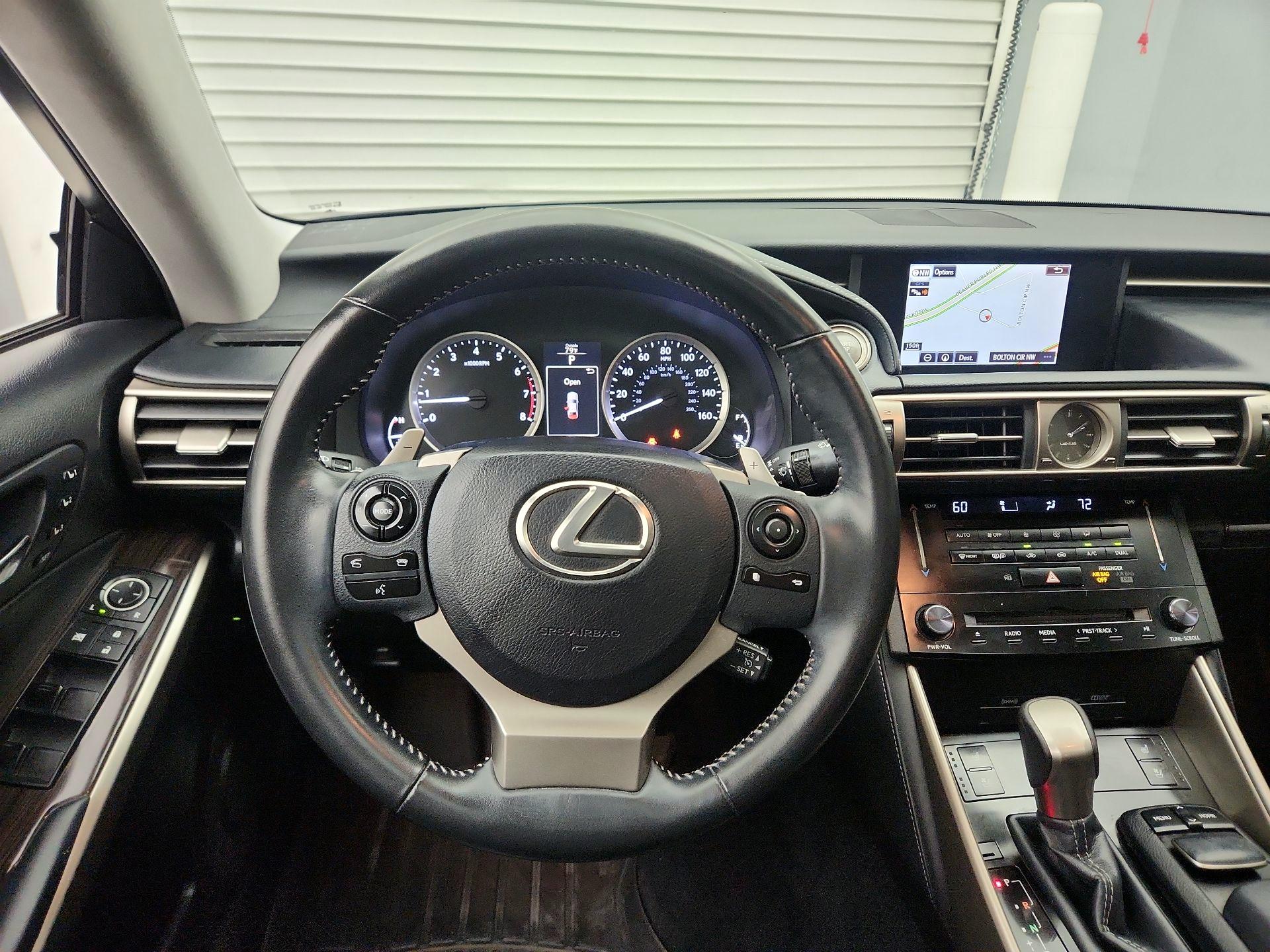 Thumbnail: 2014 Lexus IS - 10
