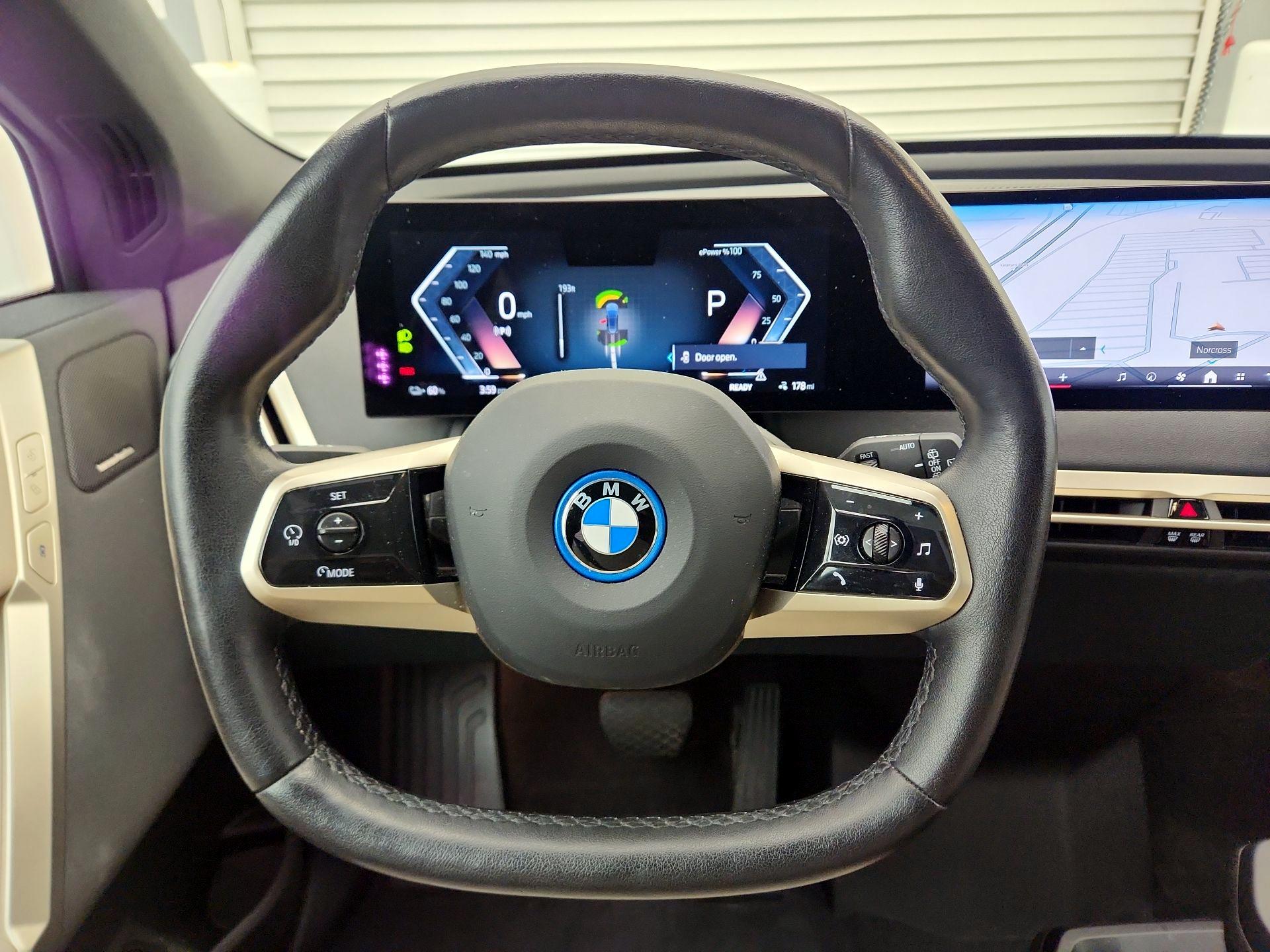 Thumbnail: 2024 BMW iX - 10