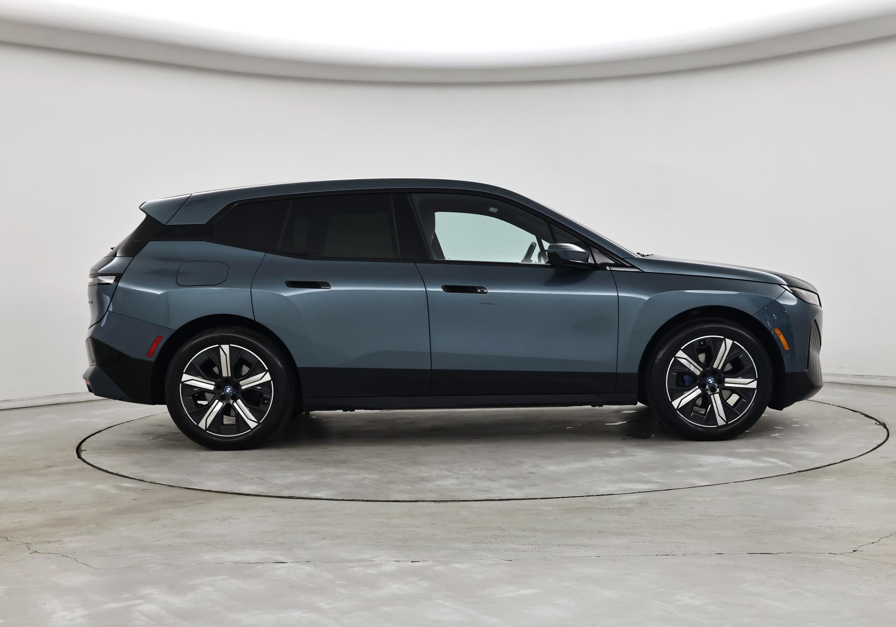 Thumbnail: 2024 BMW iX - 7