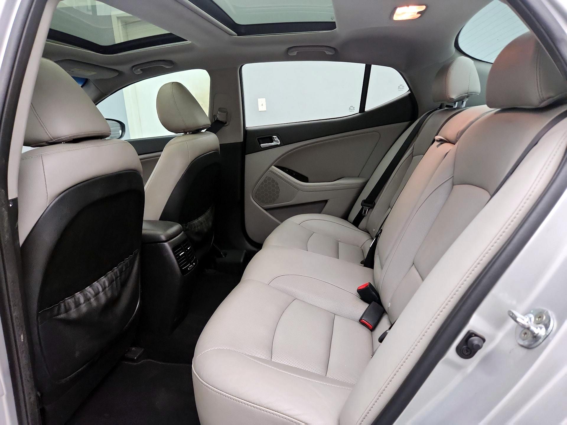 Thumbnail: 2015 Kia Optima - 20