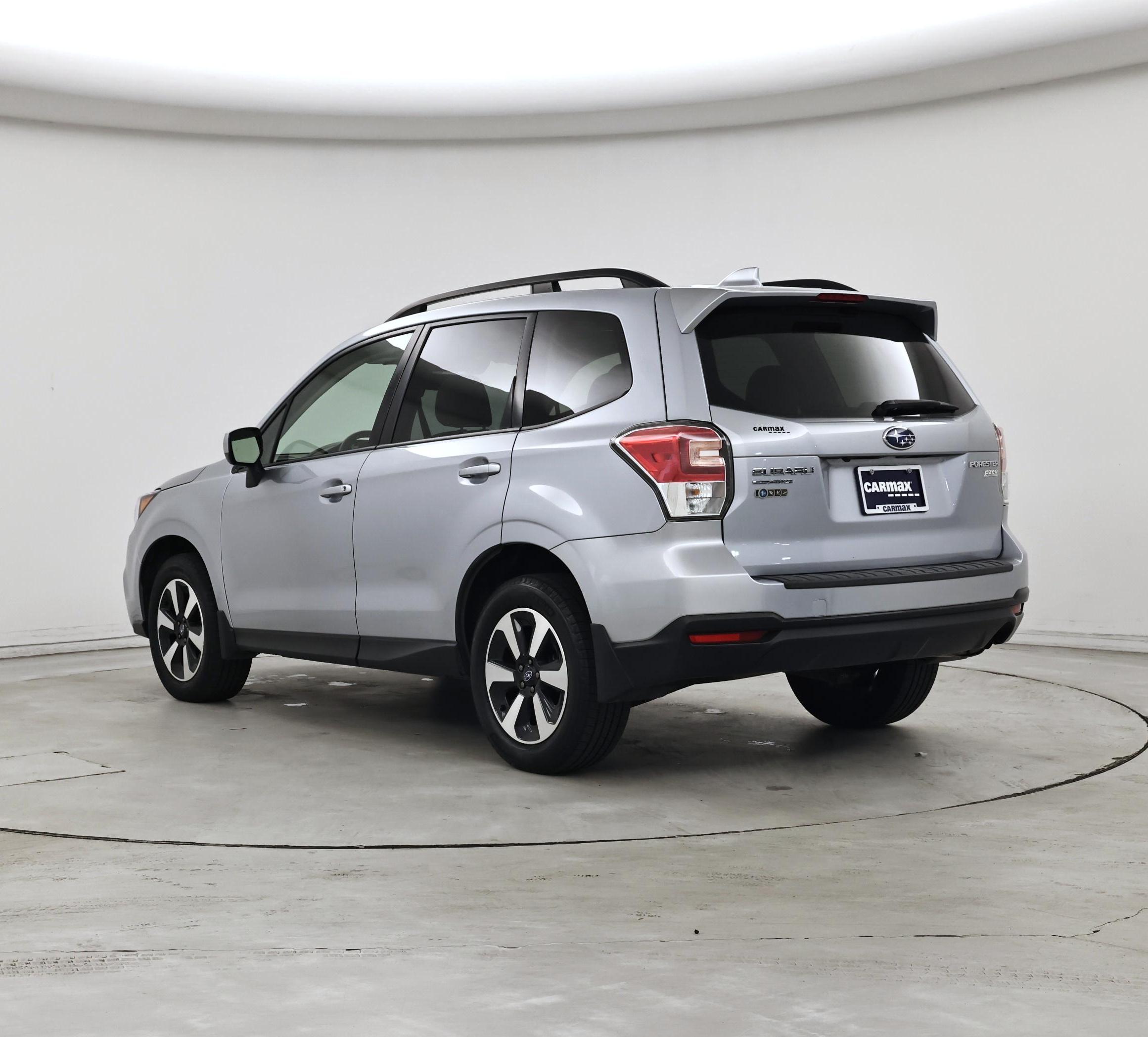 Thumbnail: 2017 Subaru Forester - 2