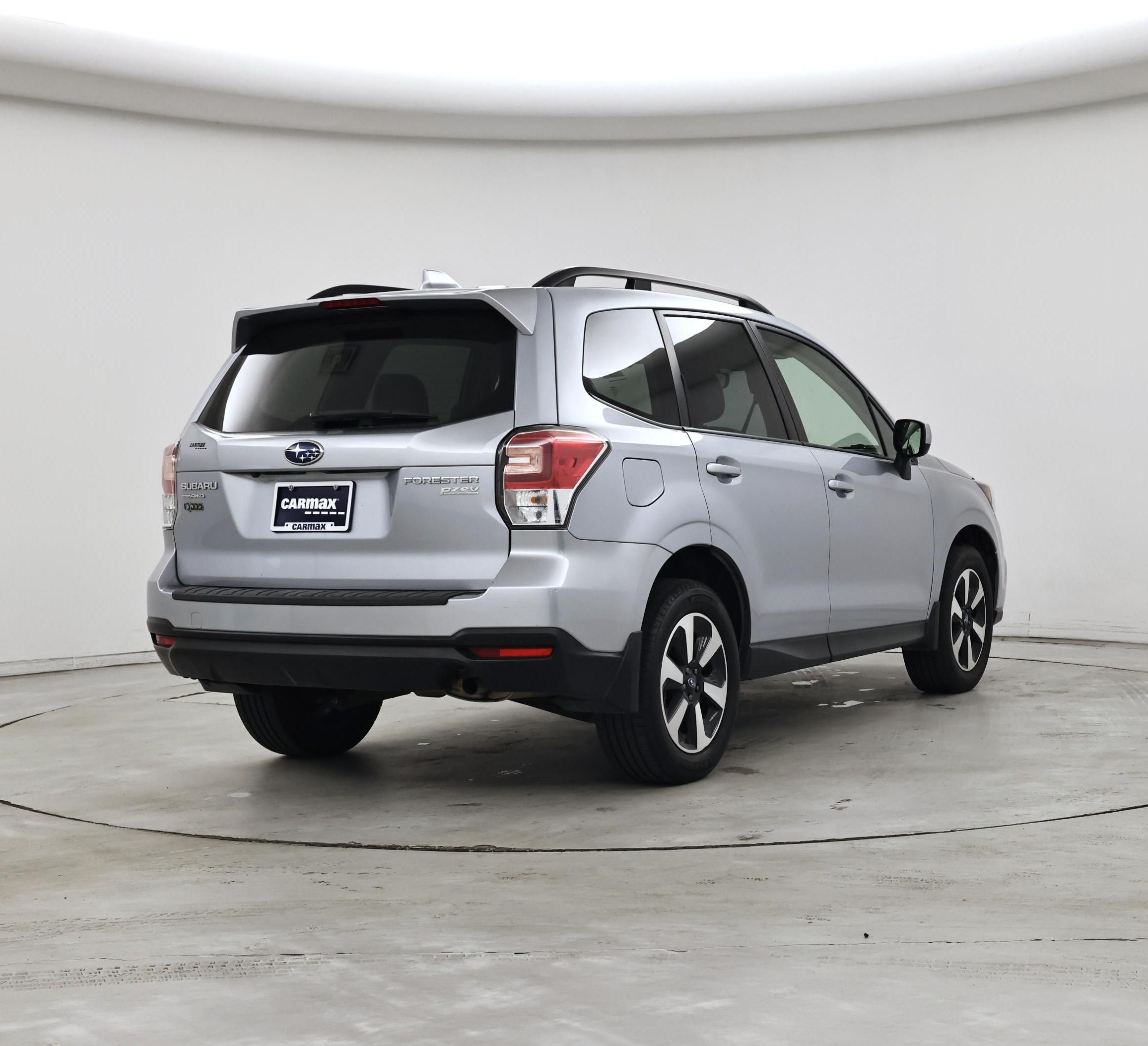 Thumbnail: 2017 Subaru Forester - 8