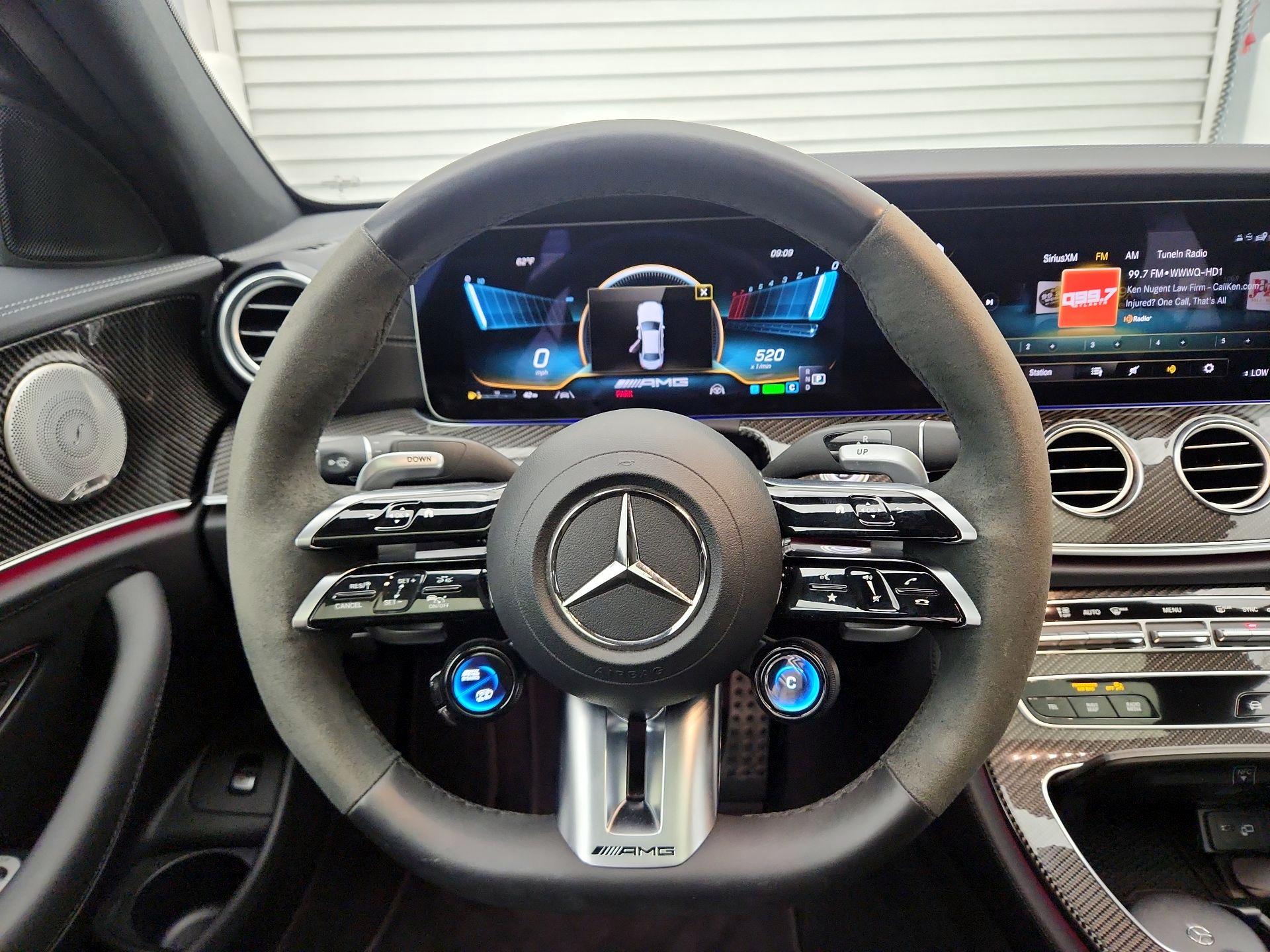 Thumbnail: 2023 Mercedes-Benz E-Class - 10