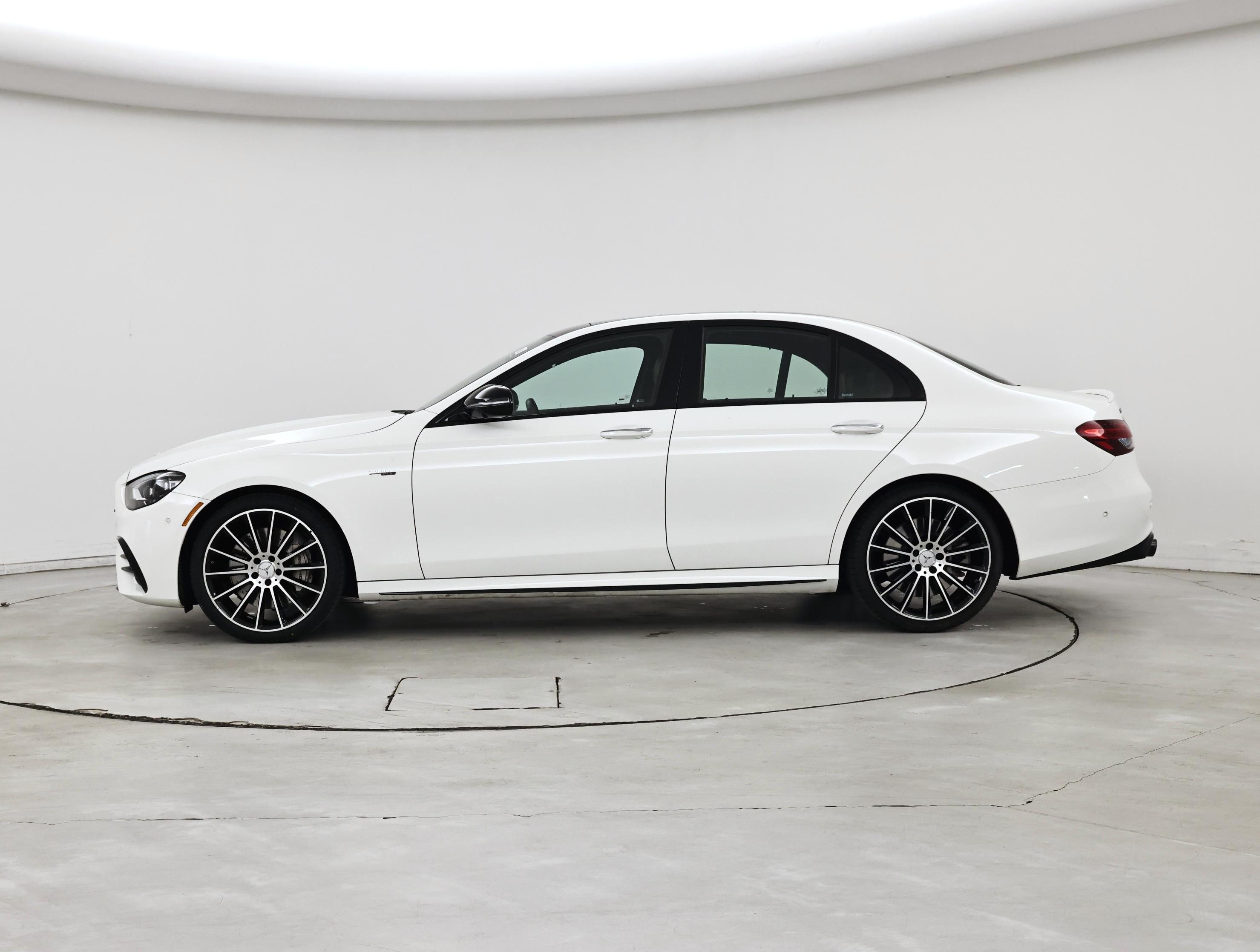 Thumbnail: 2023 Mercedes-Benz E-Class - 3