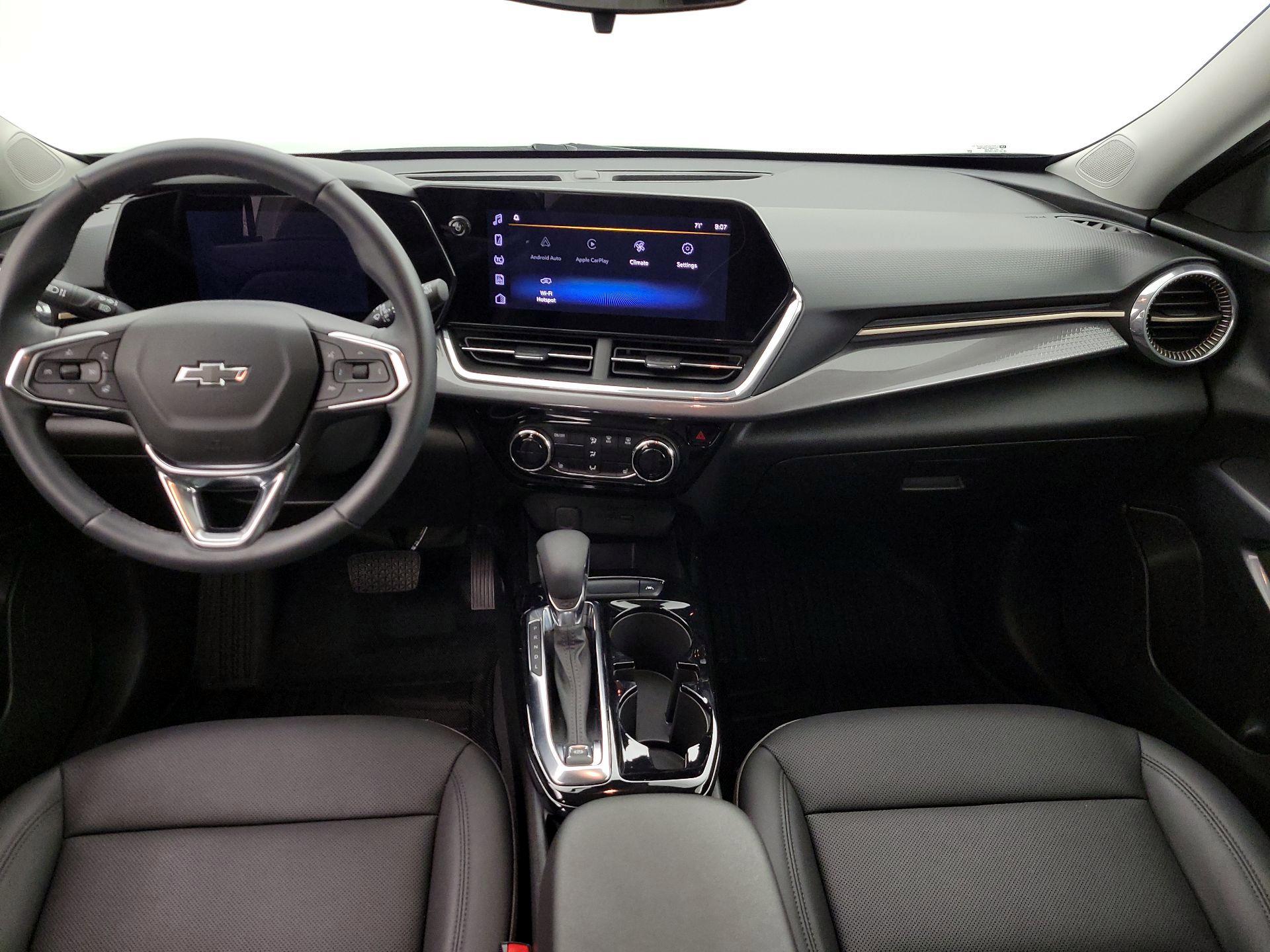 Thumbnail: 2024 Chevrolet Trax - 9