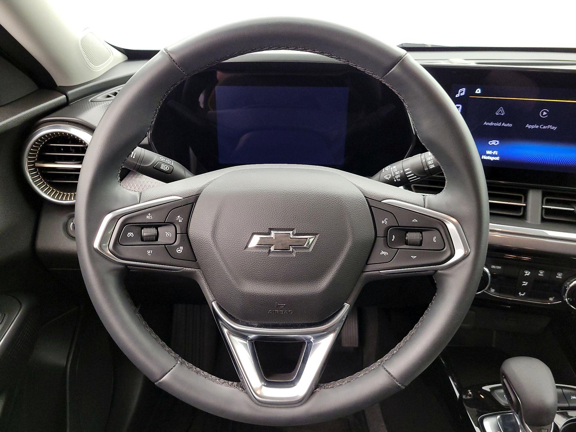 Thumbnail: 2024 Chevrolet Trax - 10