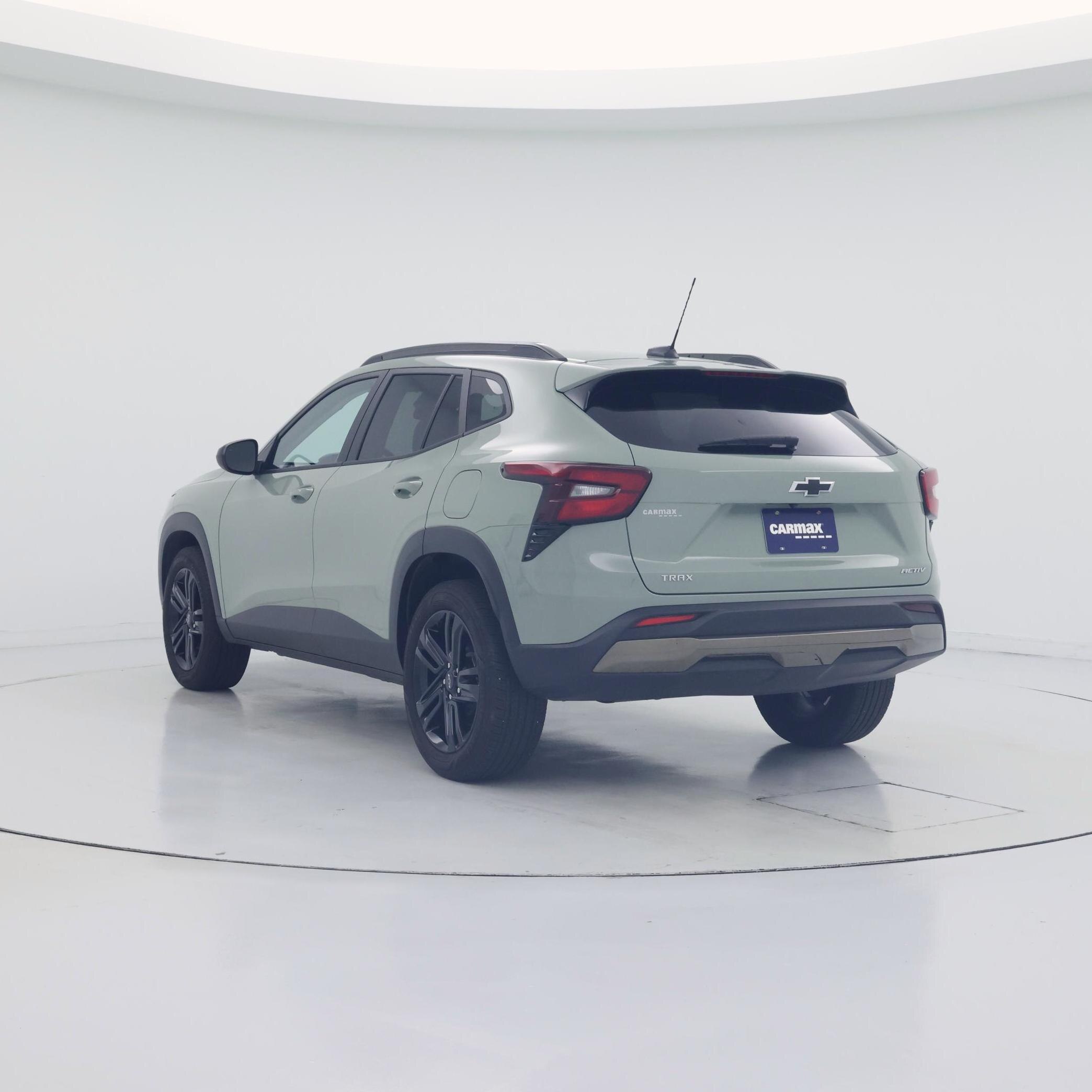 Thumbnail: 2024 Chevrolet Trax - 2