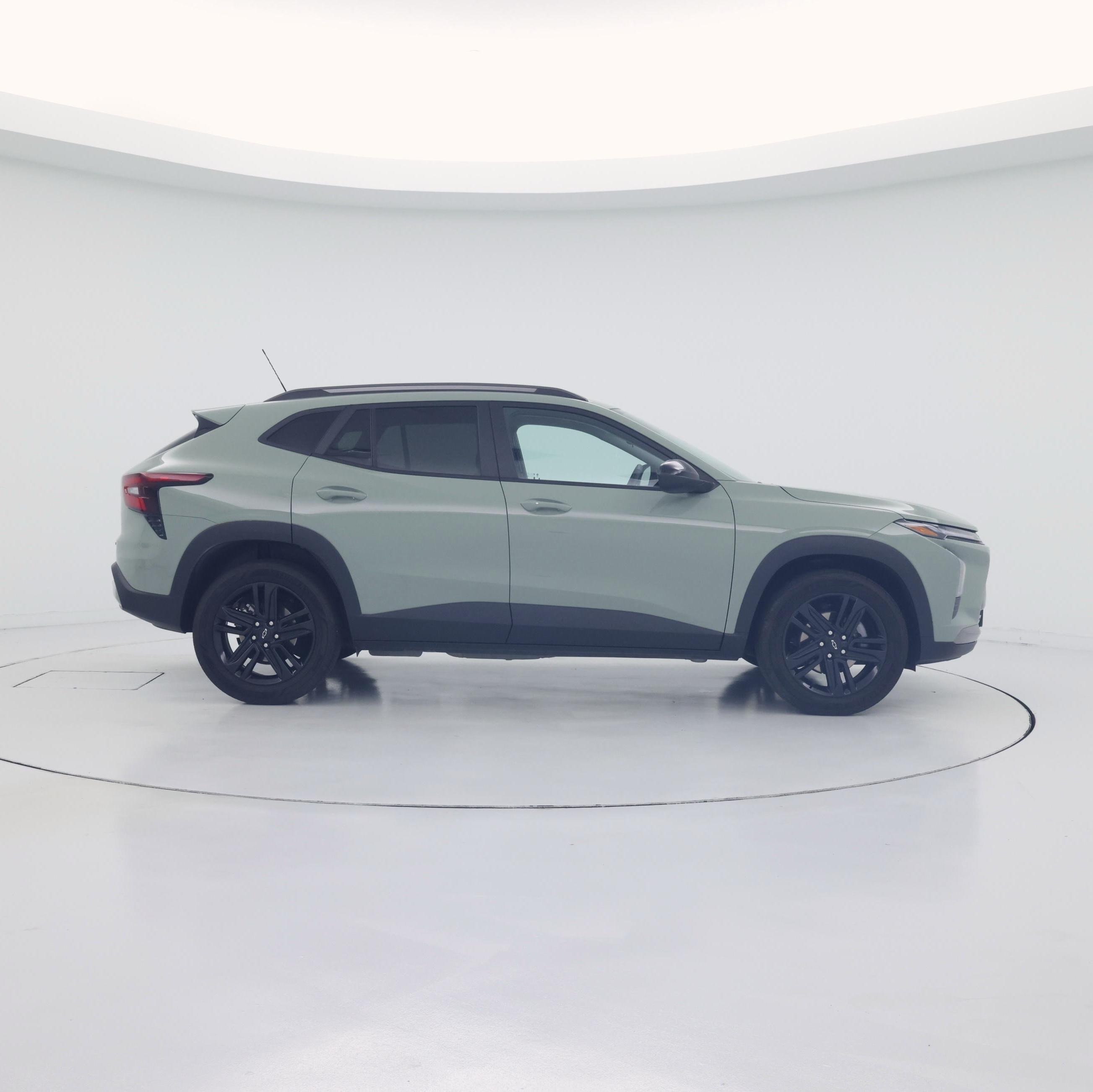 Thumbnail: 2024 Chevrolet Trax - 7