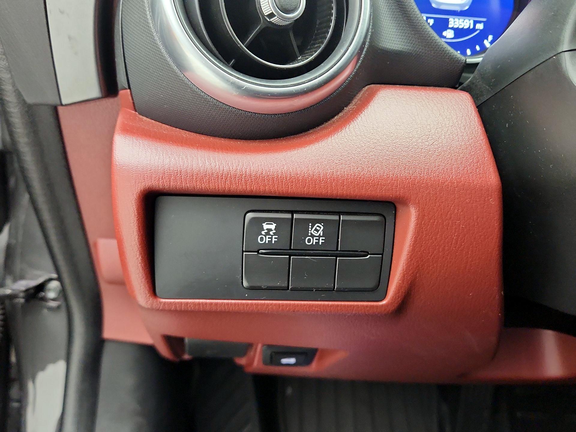 2020 Mazda MX-5 Miata RF Grand Touring | CarEdge | CarEdge