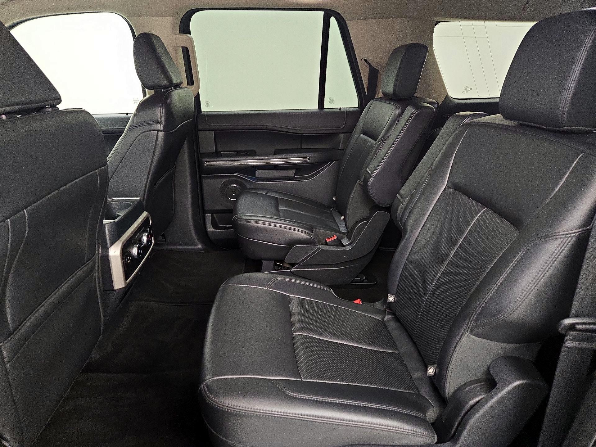 Thumbnail: 2022 Ford Expedition MAX - 20