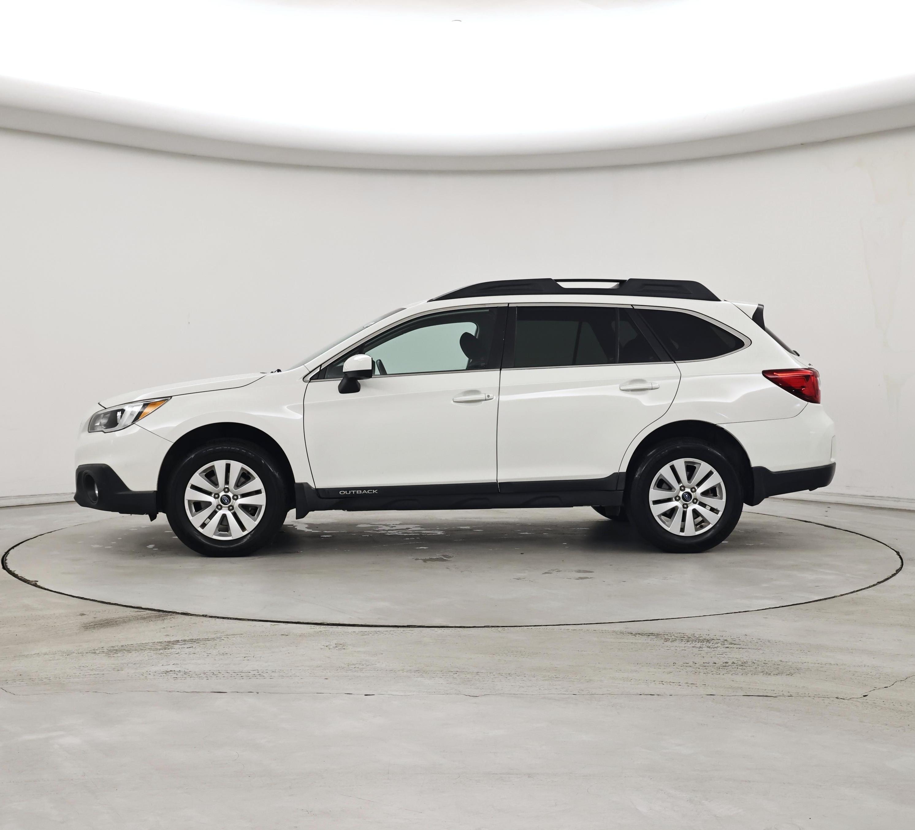Thumbnail: 2017 Subaru Outback - 3