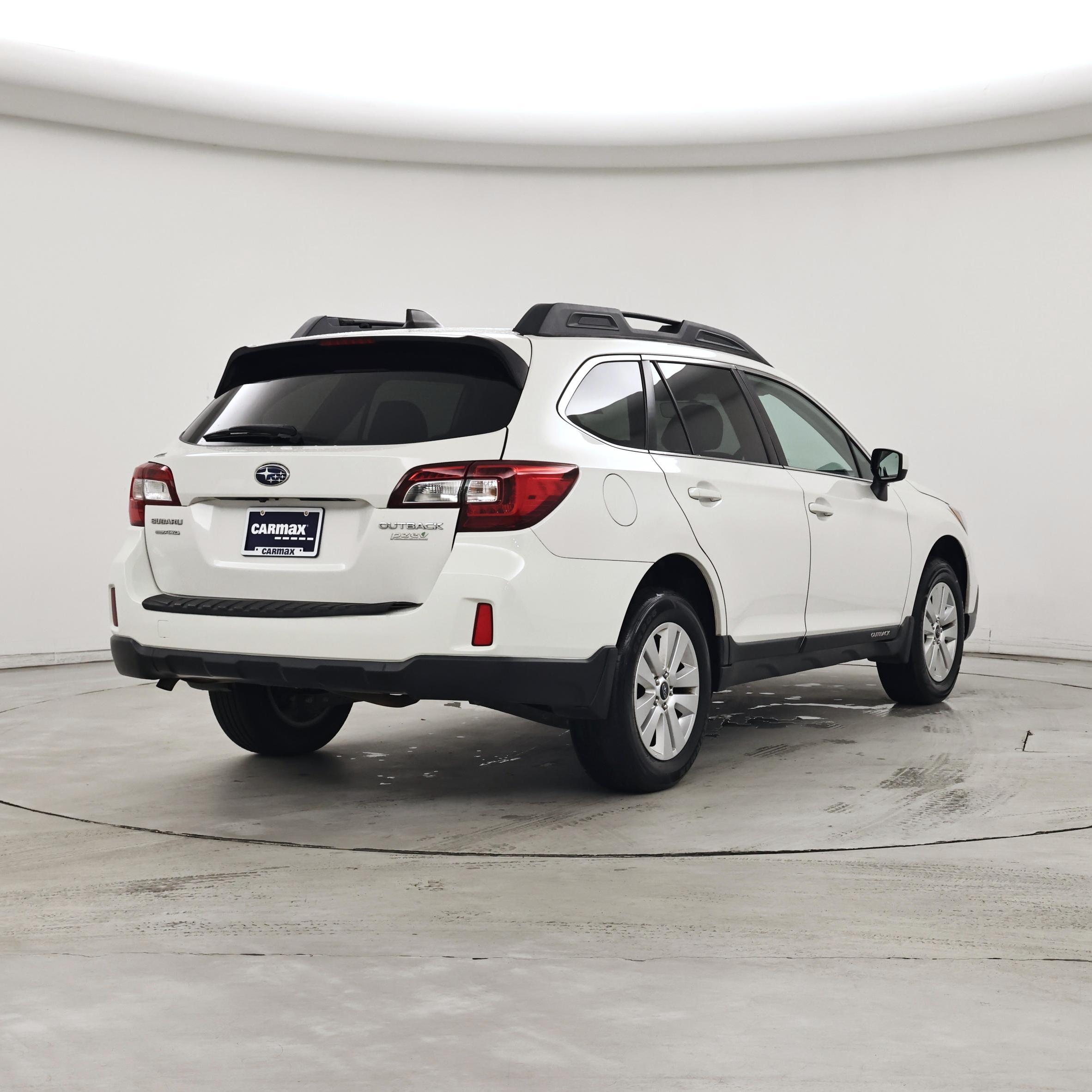 Thumbnail: 2017 Subaru Outback - 8