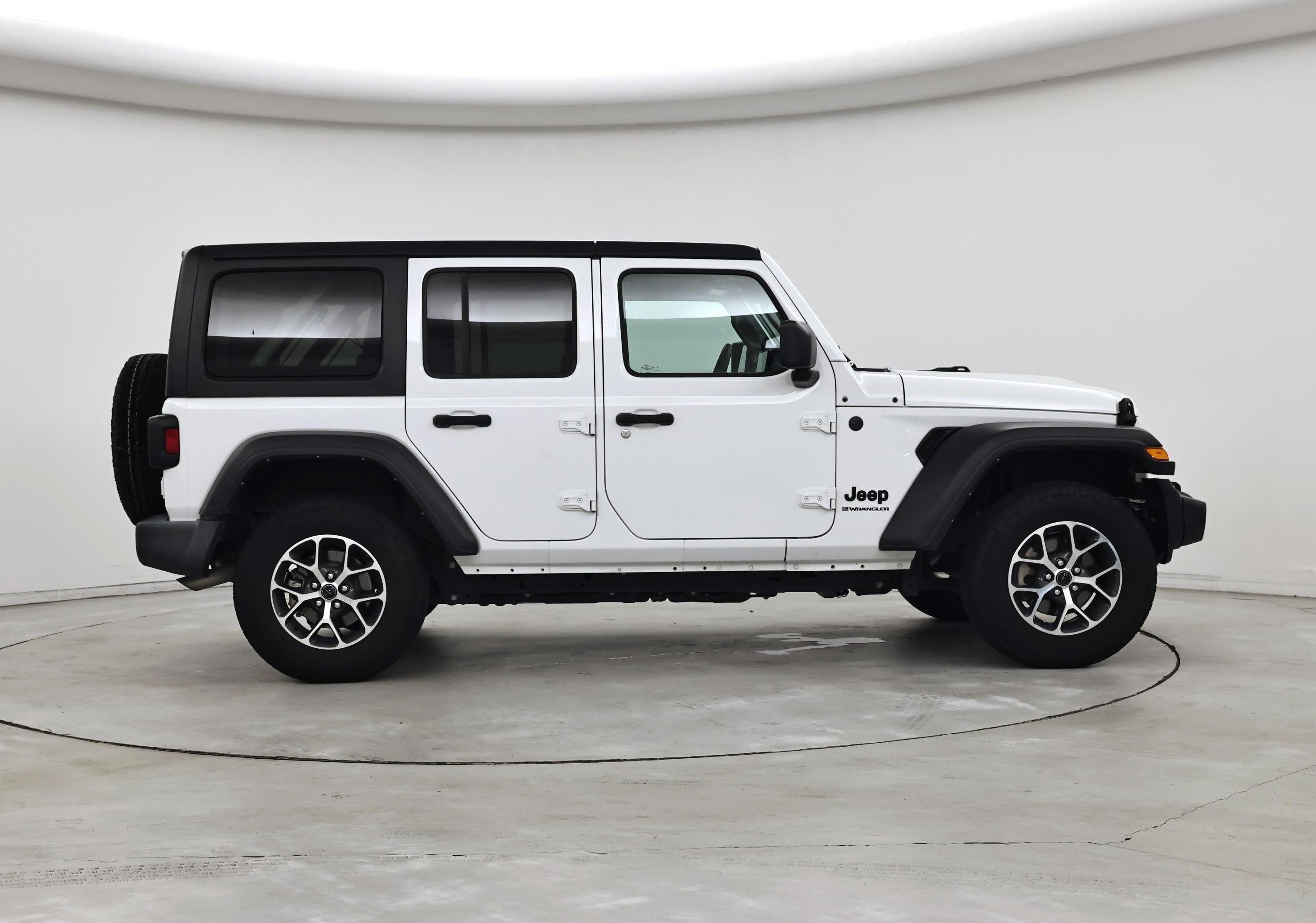 Thumbnail: 2024 Jeep Wrangler - 7