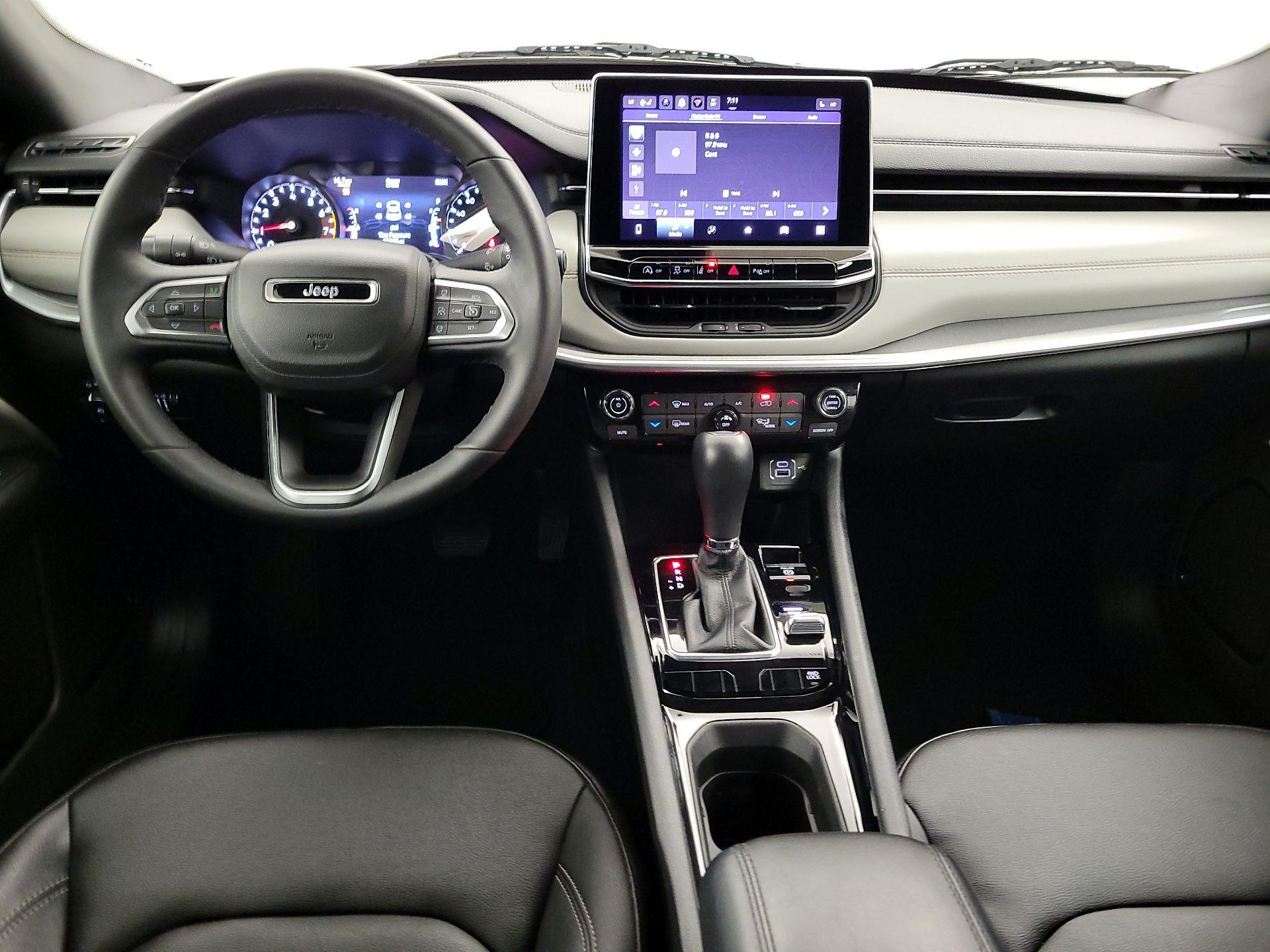 Thumbnail: 2025 Jeep Compass - 9