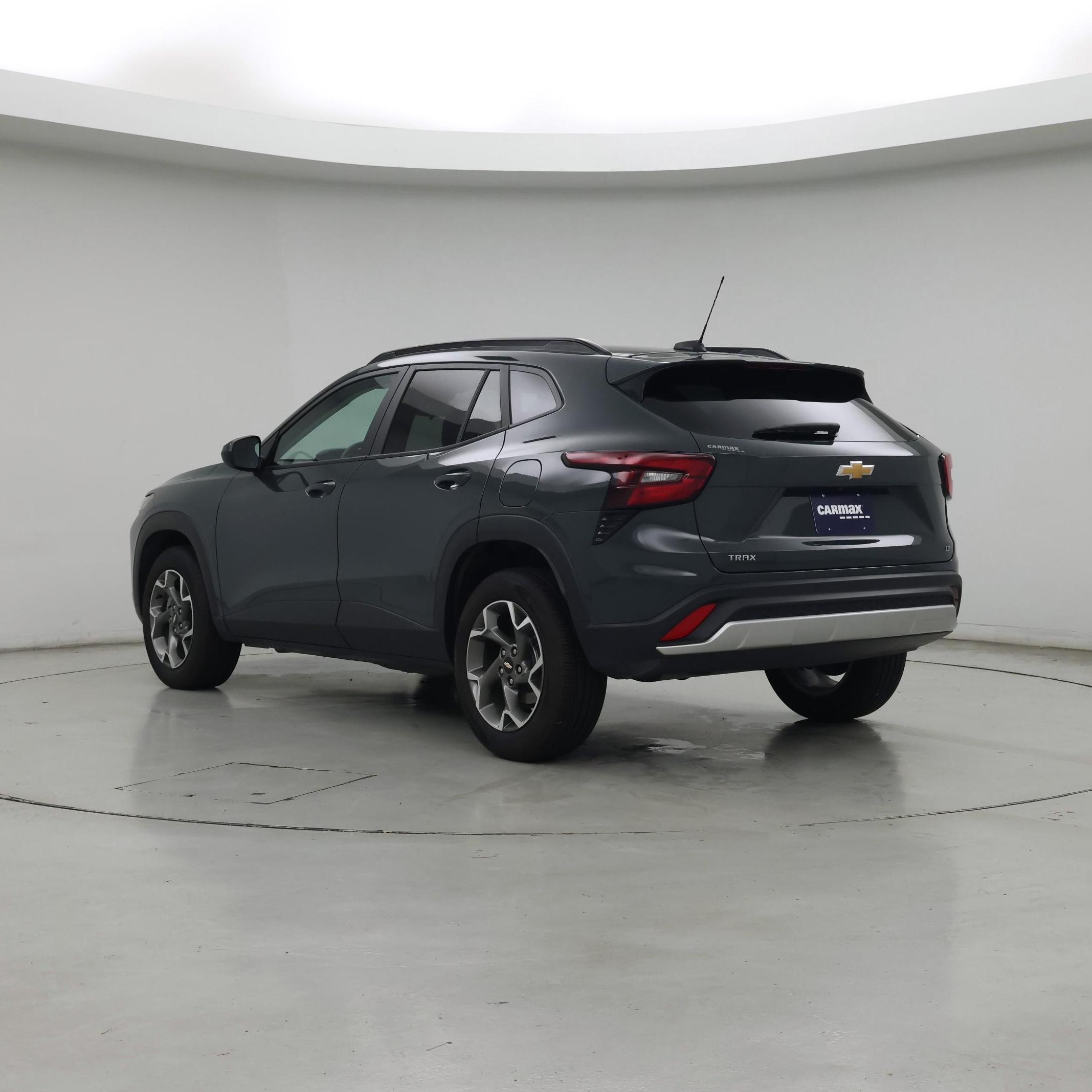 Thumbnail: 2025 Chevrolet Trax - 2