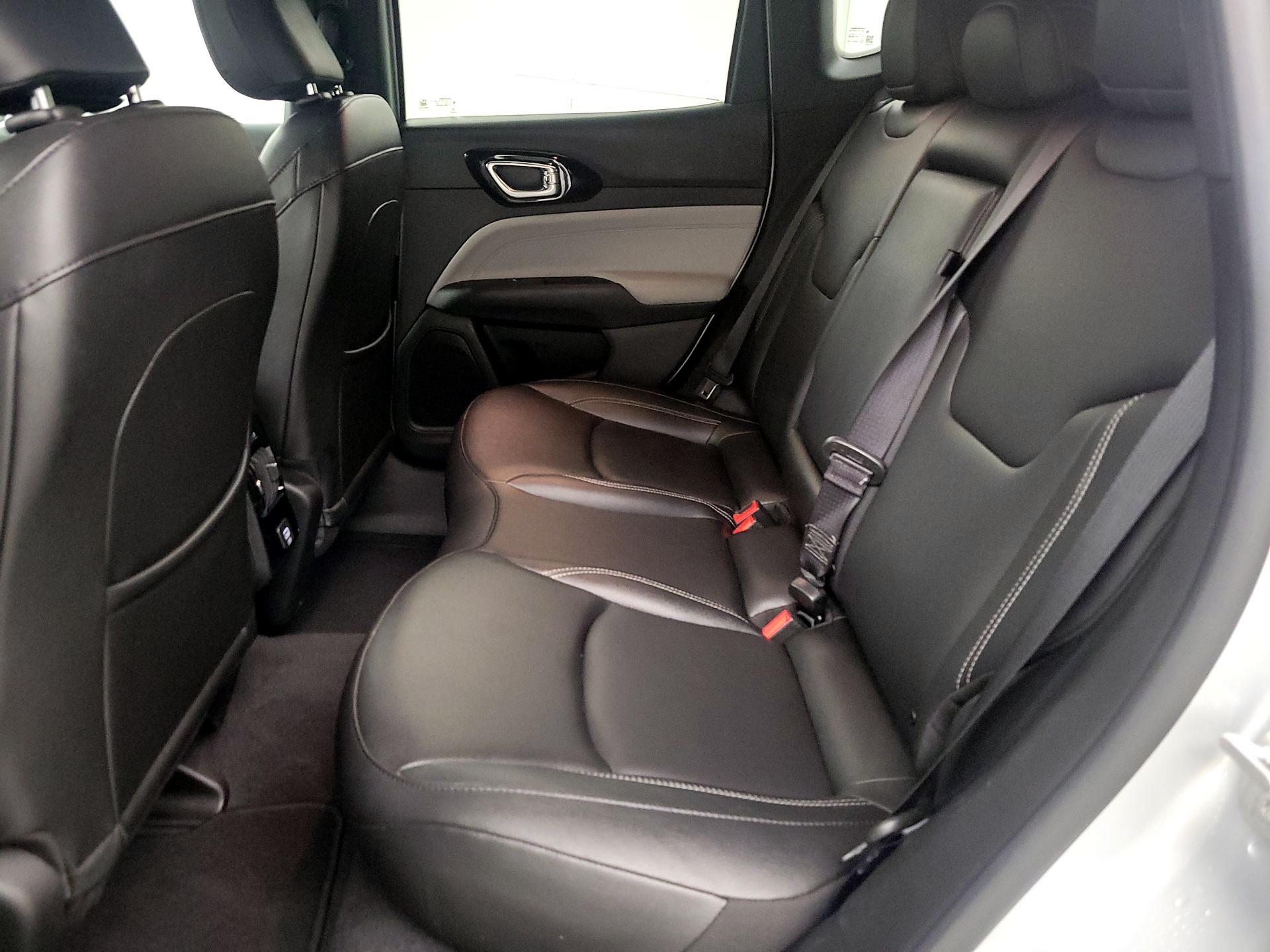 Thumbnail: 2025 Jeep Compass - 19