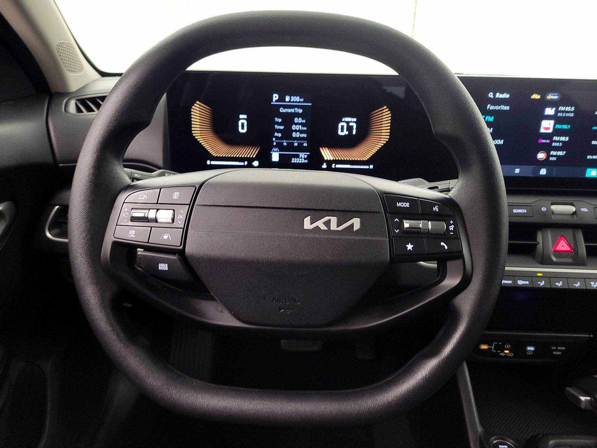 Thumbnail: 2025 Kia K4 - 10