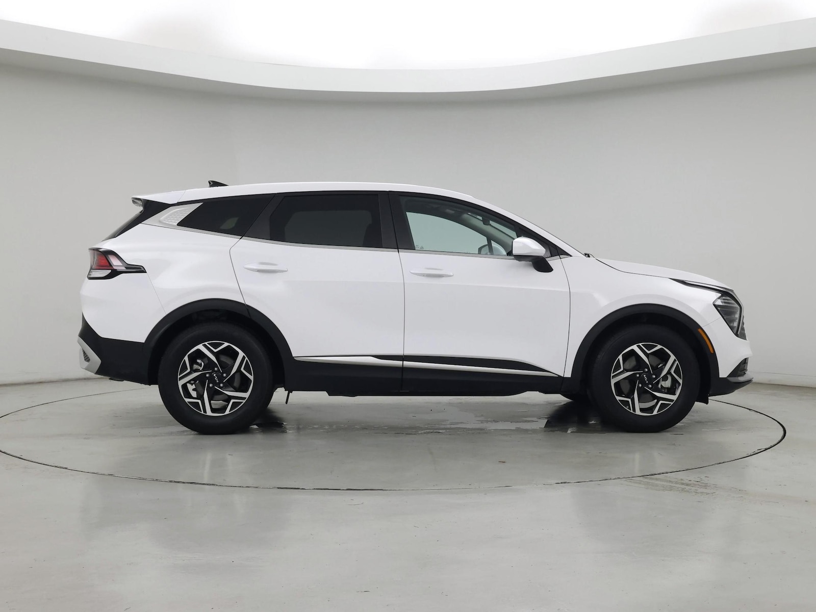 2025 Kia Sportage LX - Photo 8