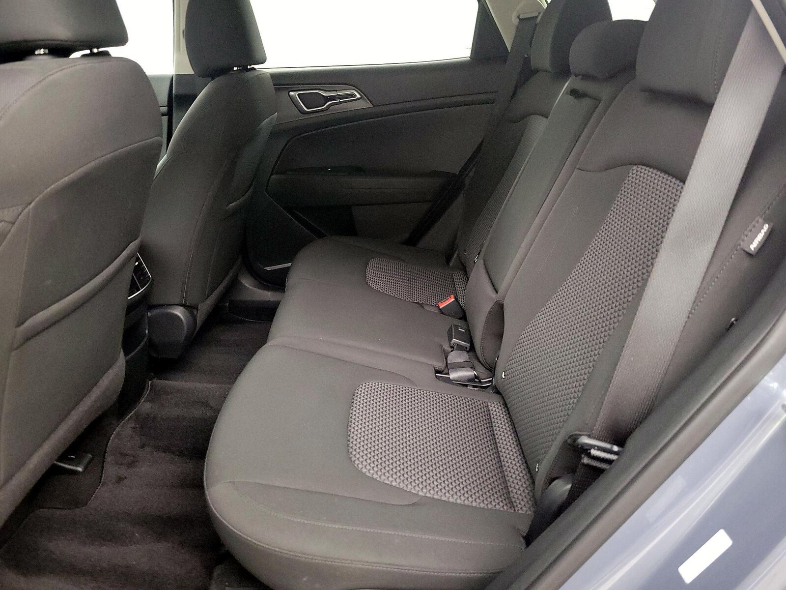2025 Kia Sportage LX - Photo 20
