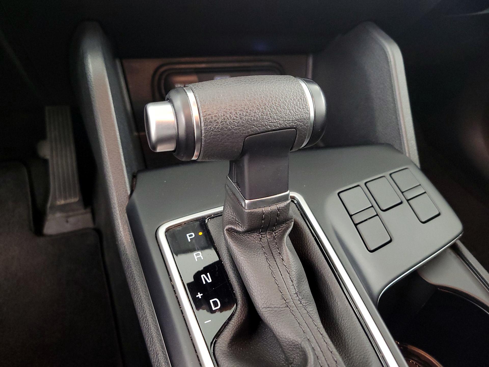 Thumbnail: 2025 Kia Sportage - 17