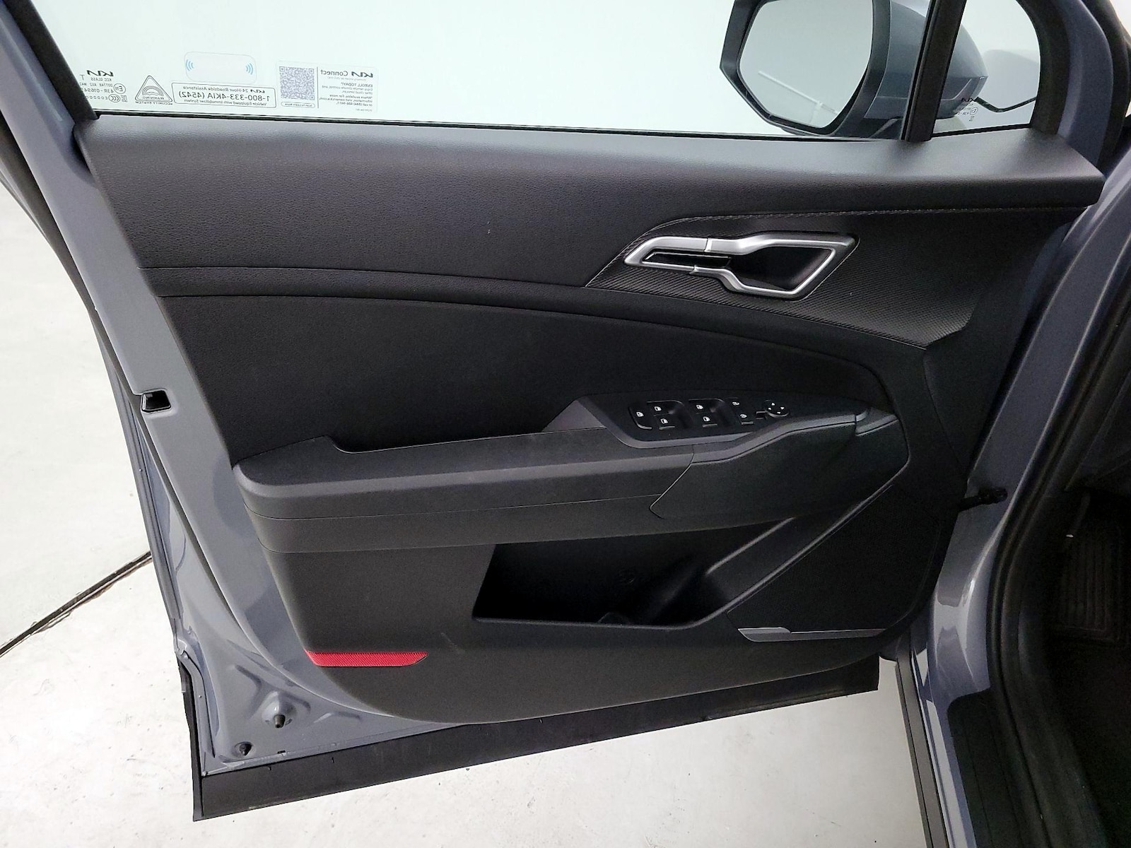 2025 Kia Sportage LX - Photo 13
