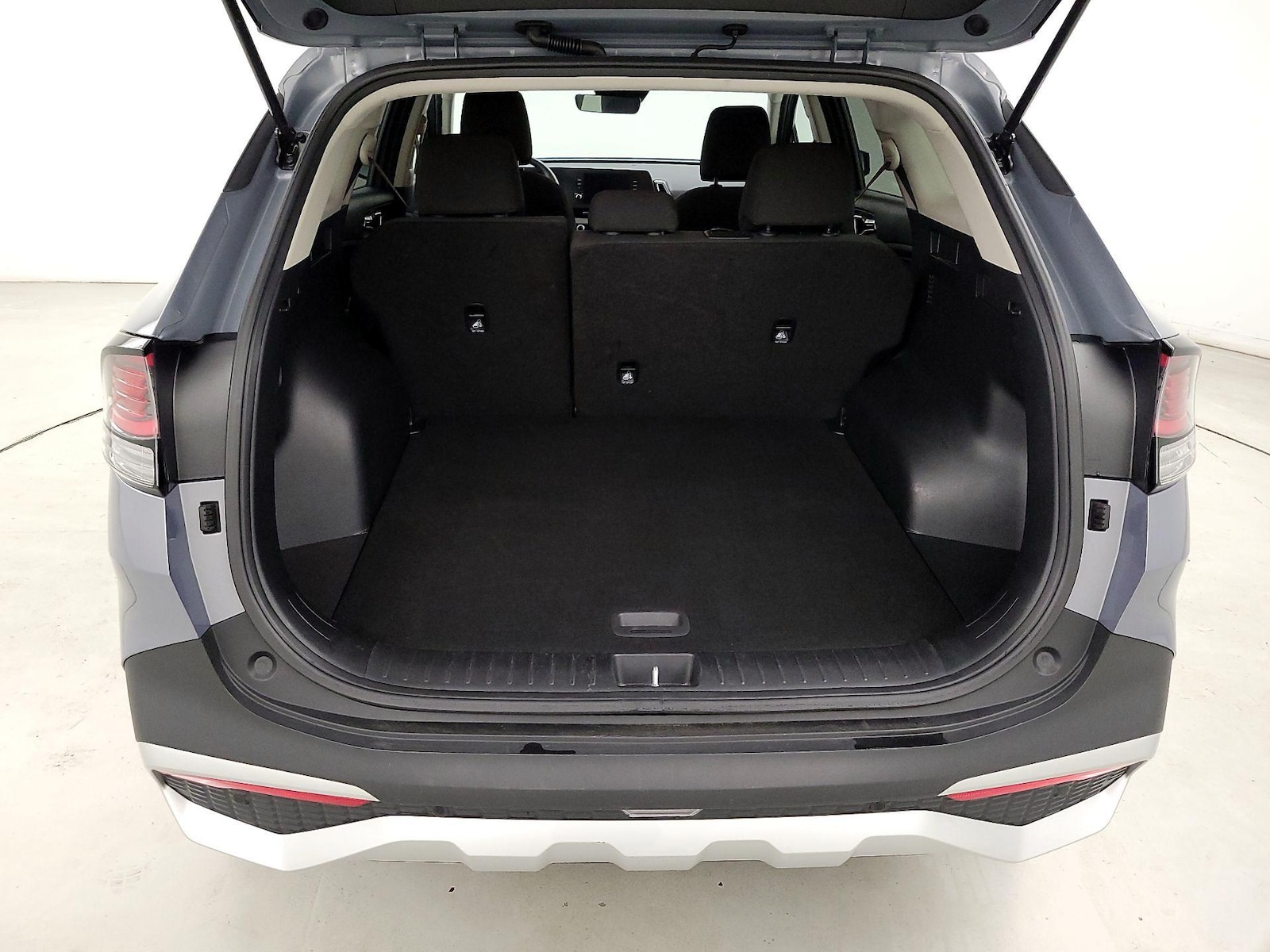 2025 Kia Sportage LX - Photo 21
