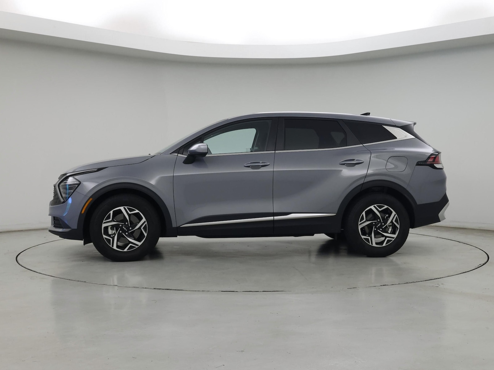 2025 Kia Sportage LX - Photo 4