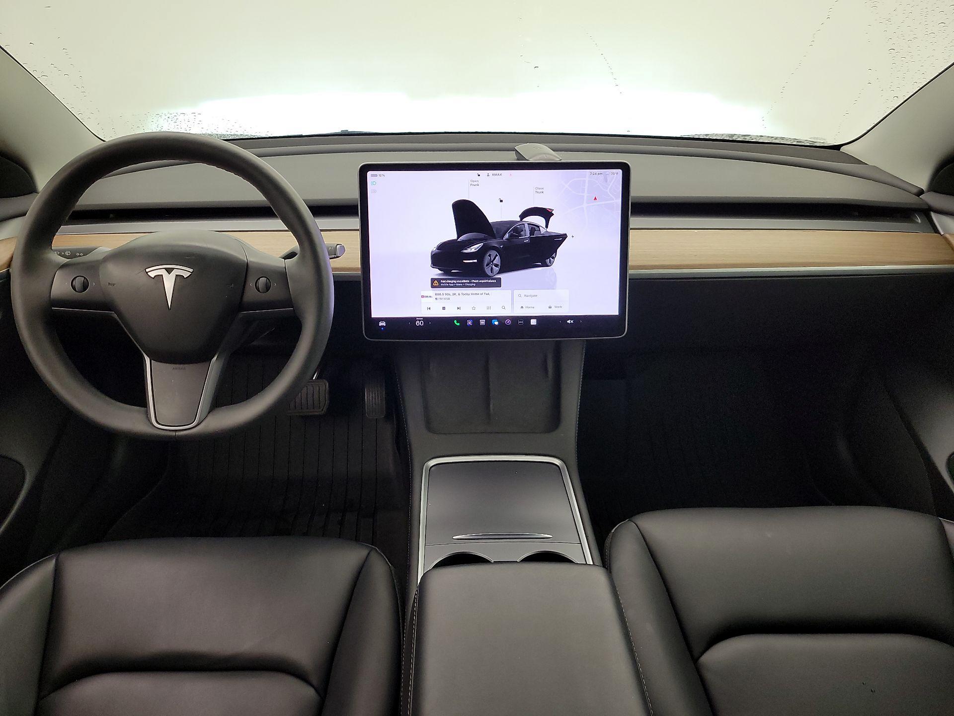 Thumbnail: 2023 Tesla Model 3 - 9