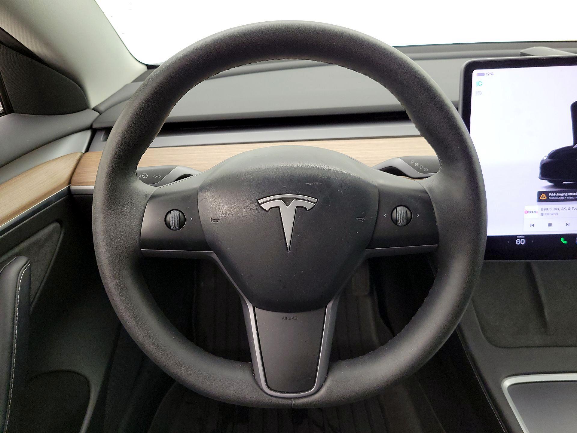 Thumbnail: 2023 Tesla Model 3 - 10