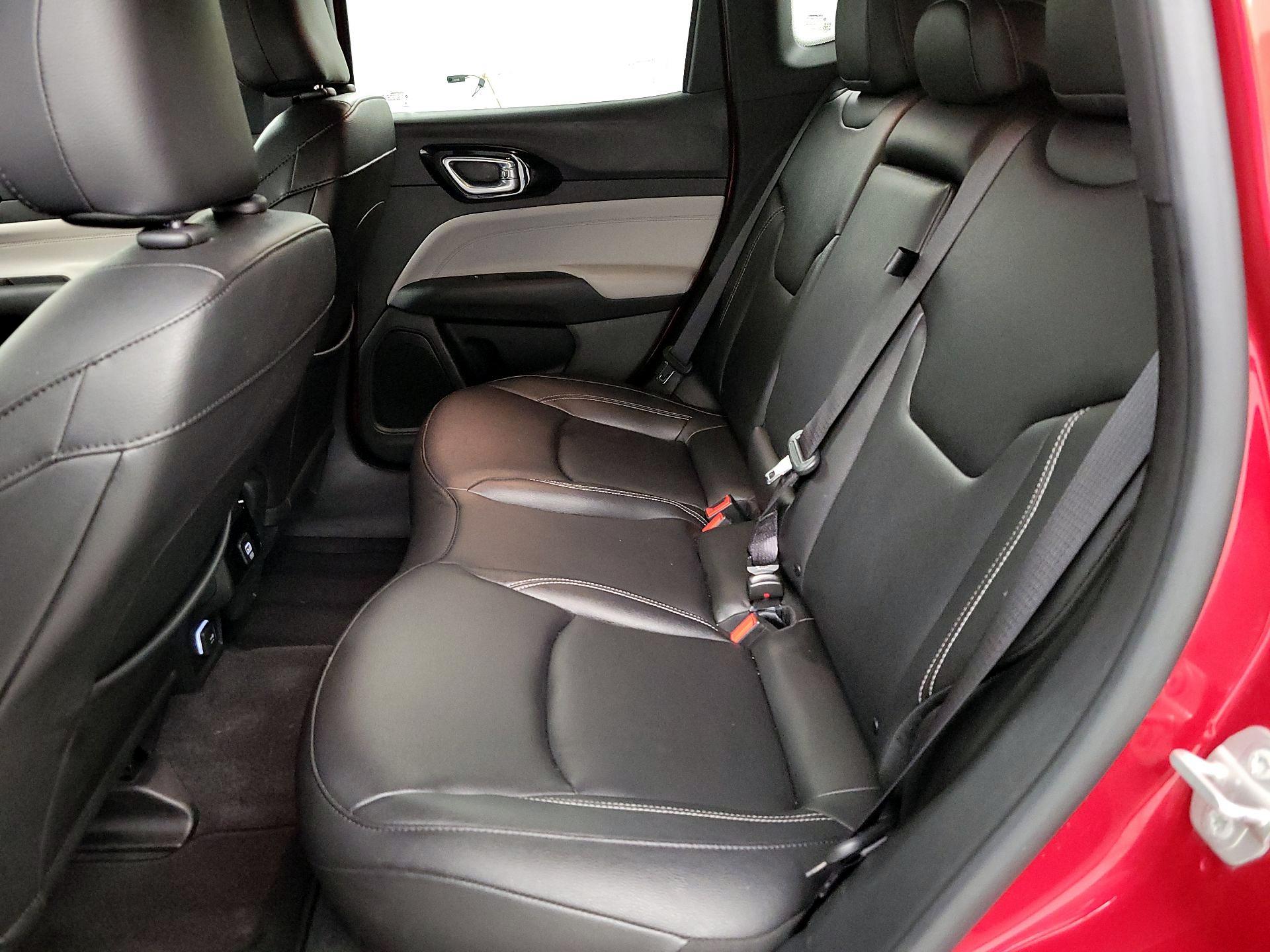 Thumbnail: 2025 Jeep Compass - 19