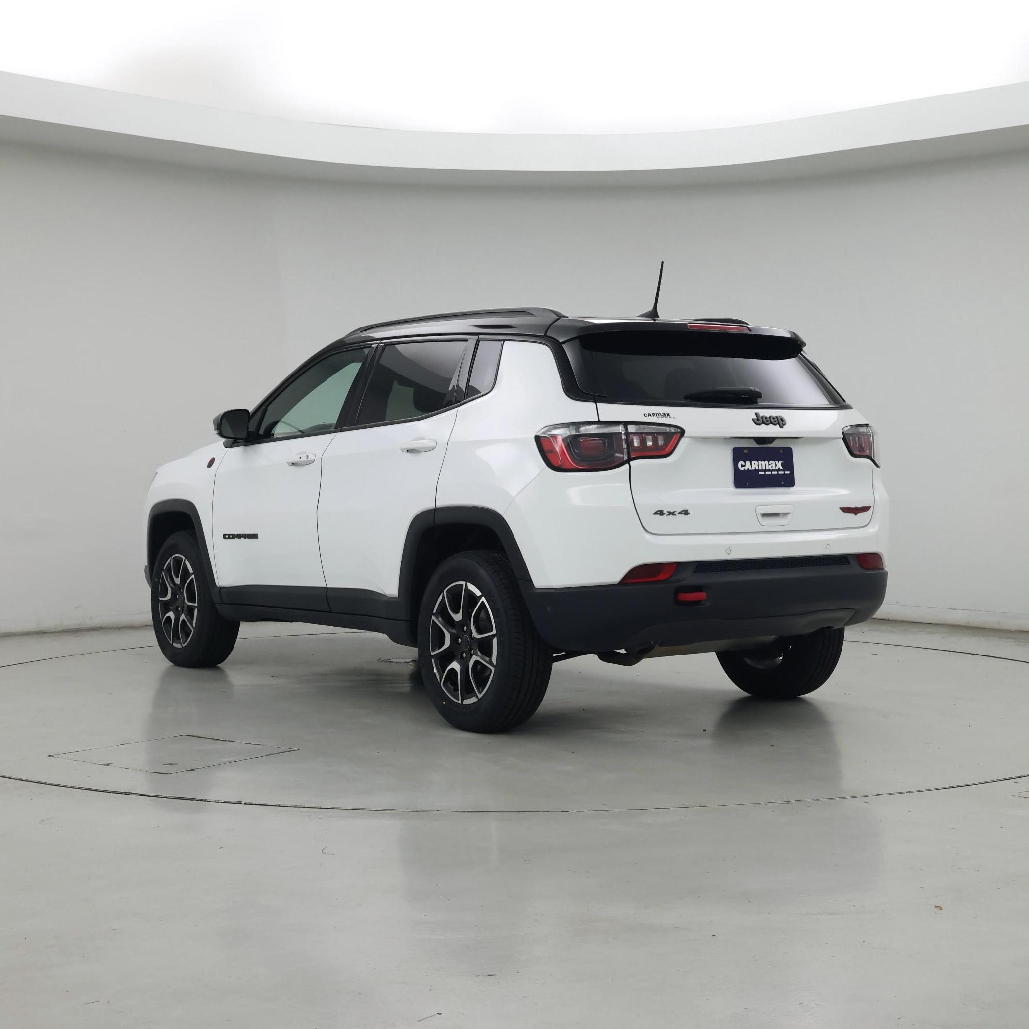 Thumbnail: 2025 Jeep Compass - 2