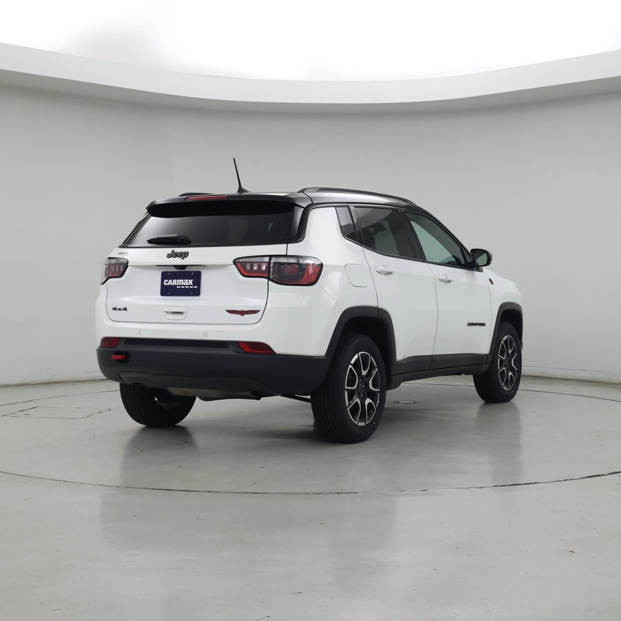 Thumbnail: 2025 Jeep Compass - 8