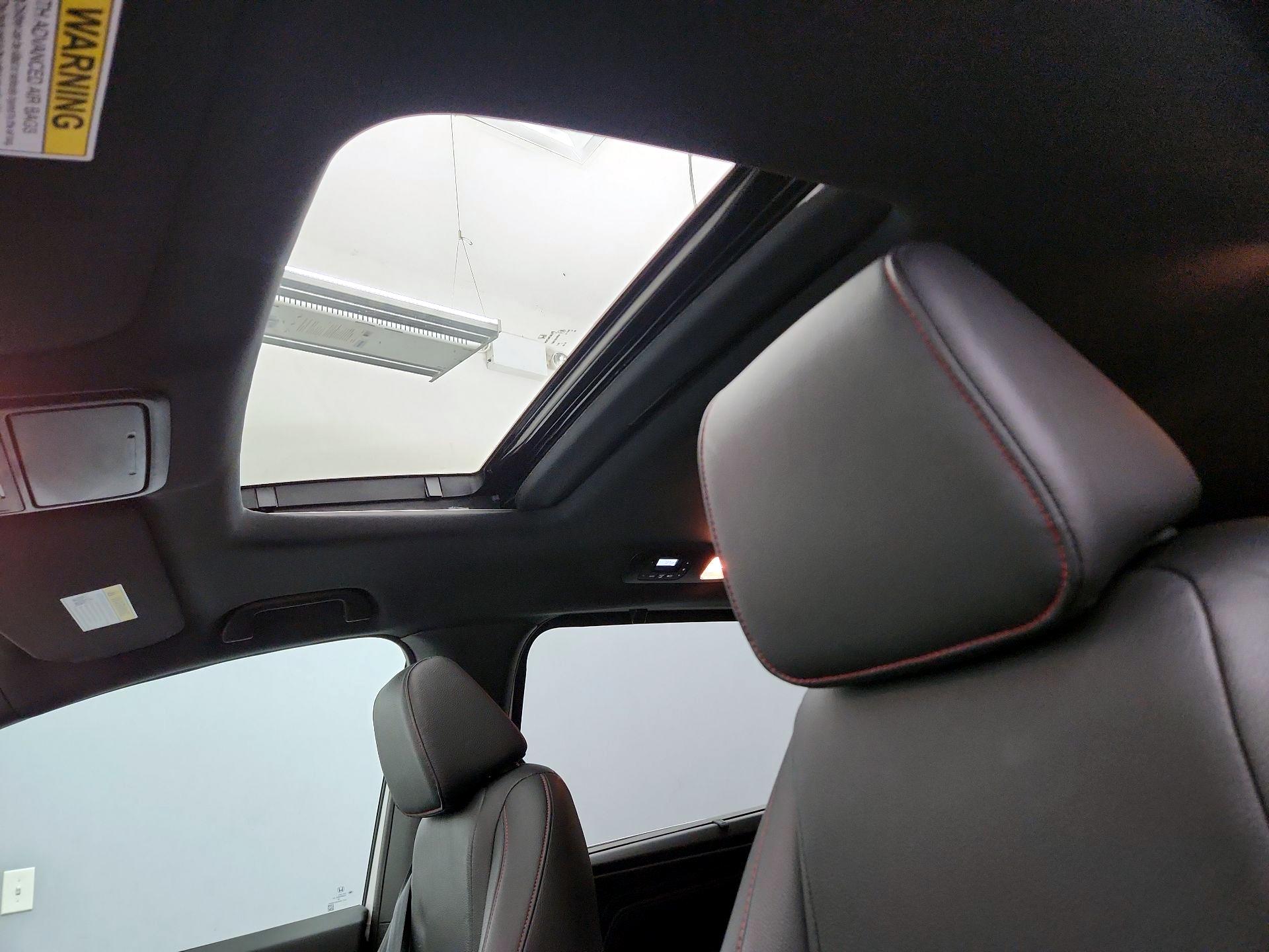 Thumbnail: 2023 Honda Odyssey - 19