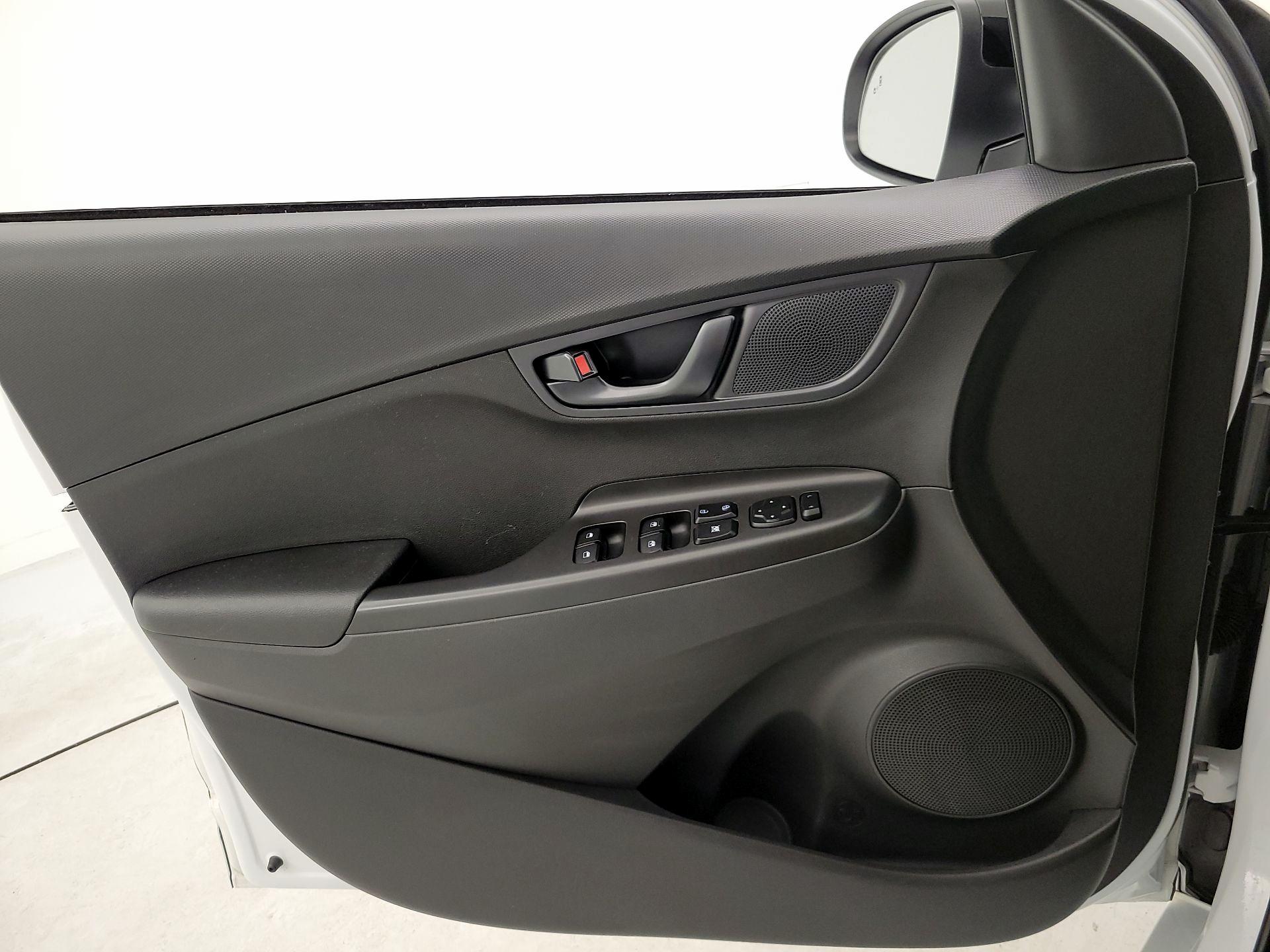 Thumbnail: 2023 Hyundai Kona - 12