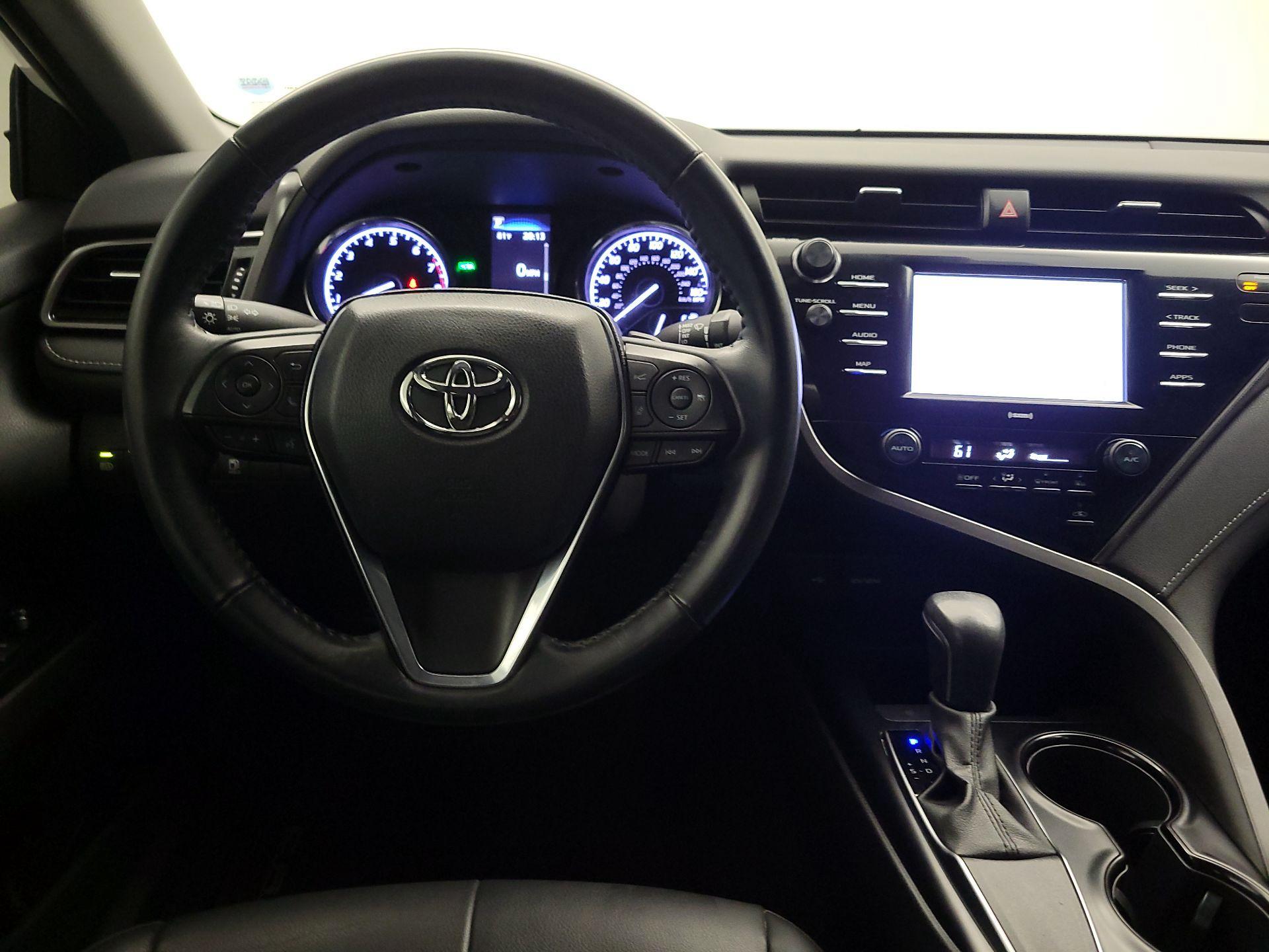 Thumbnail: 2020 Toyota Camry - 10