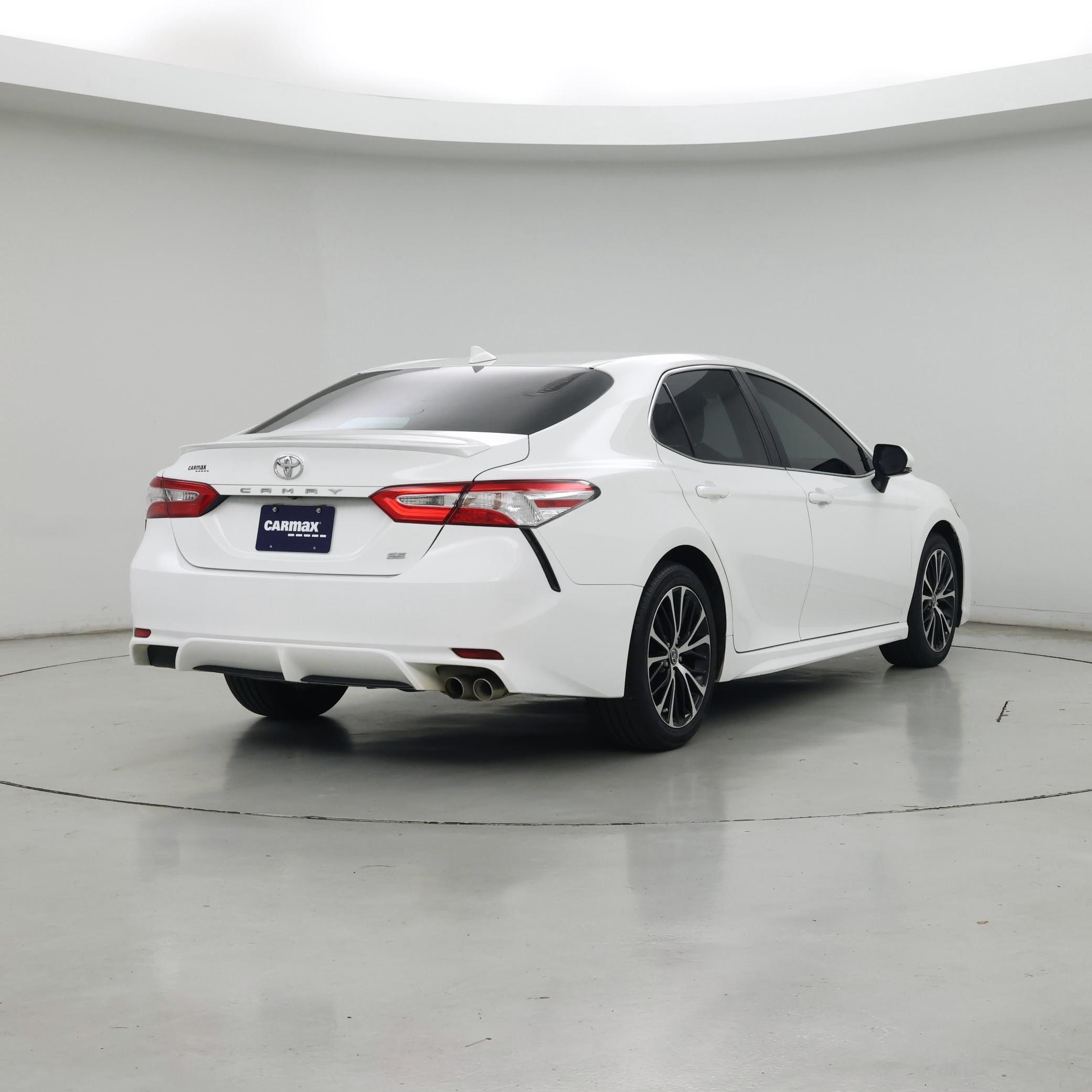Thumbnail: 2020 Toyota Camry - 8