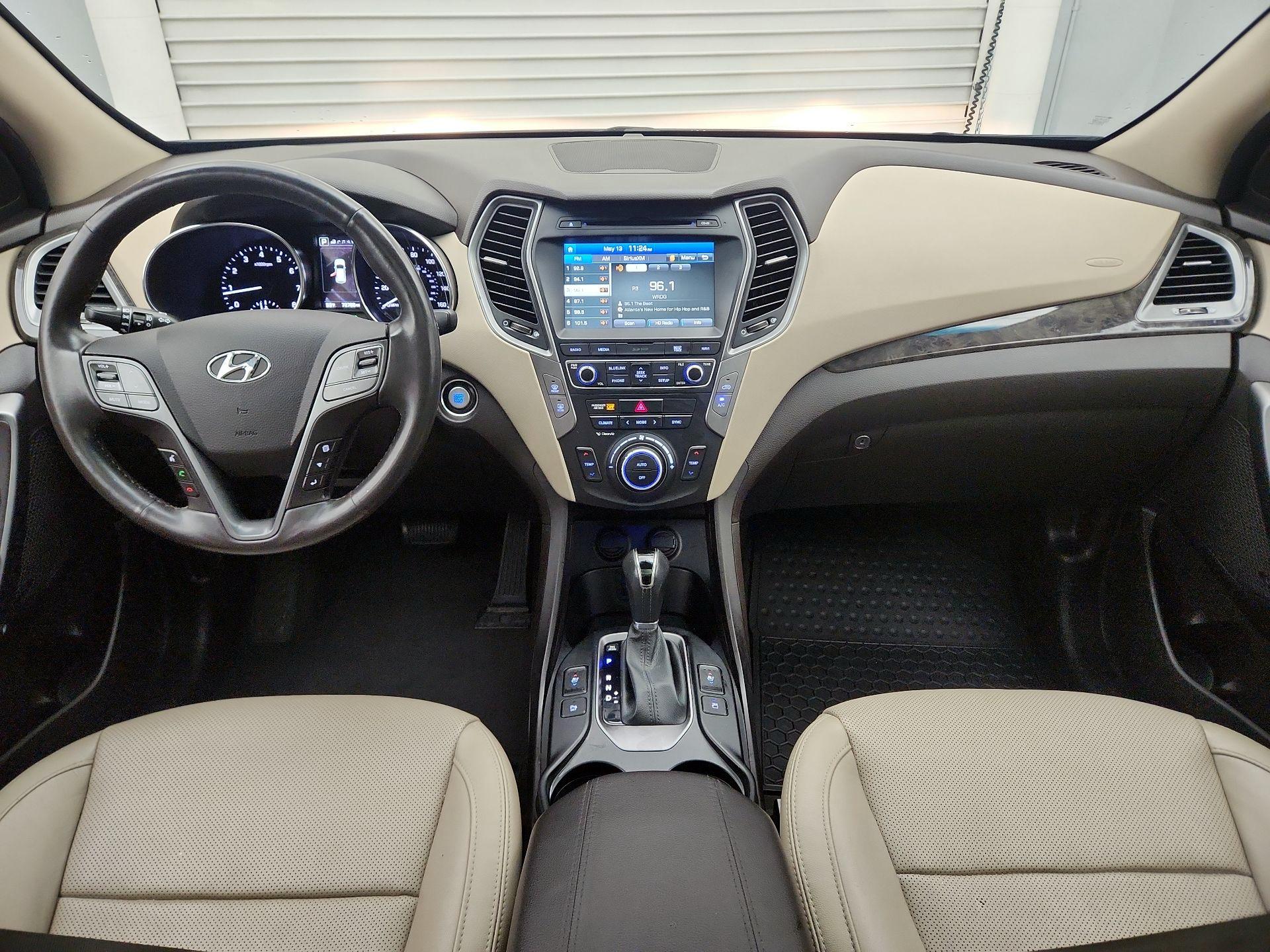 Thumbnail: 2017 Hyundai Santa Fe - 9