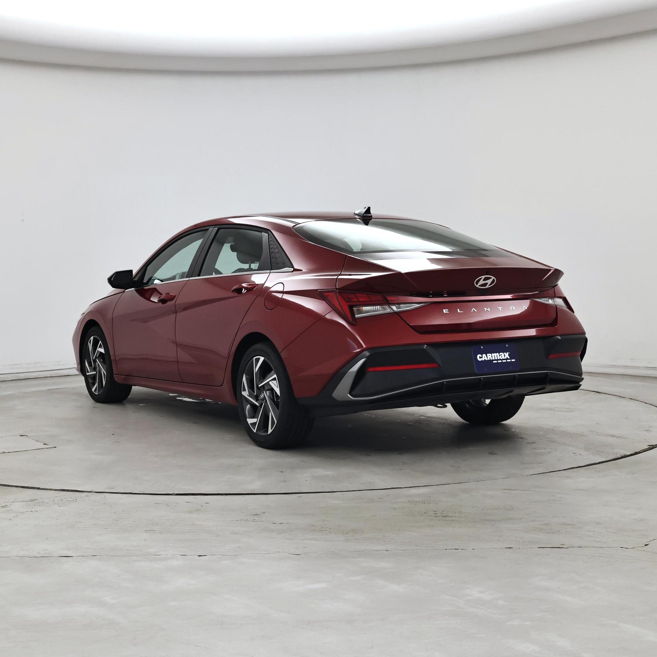 Thumbnail: 2025 Hyundai Elantra - 2
