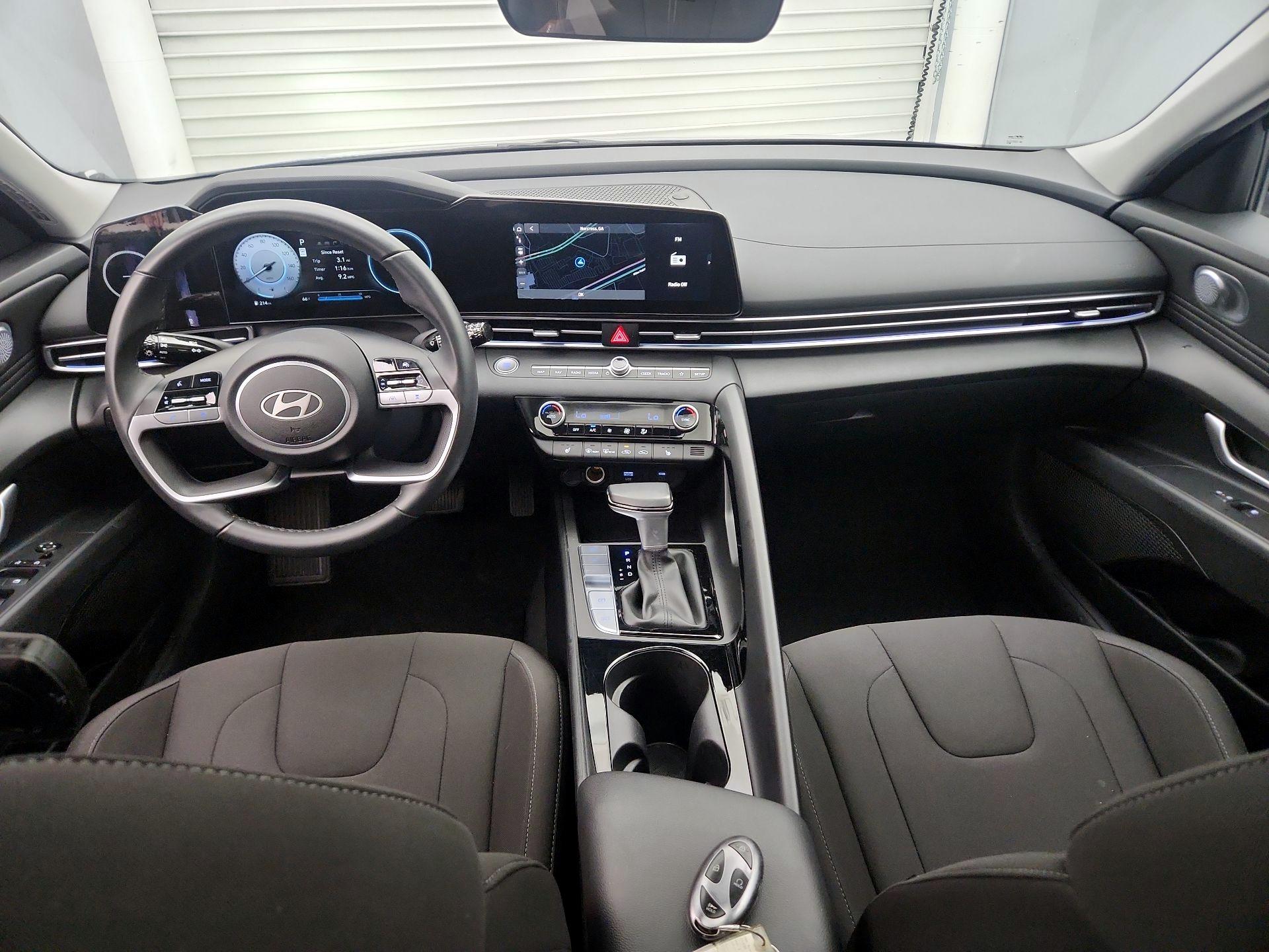 Thumbnail: 2025 Hyundai Elantra - 9